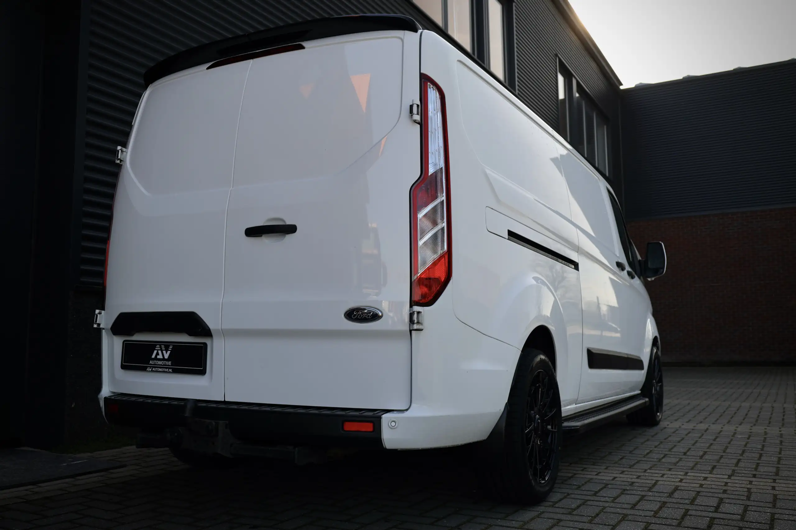 Ford - Transit Custom