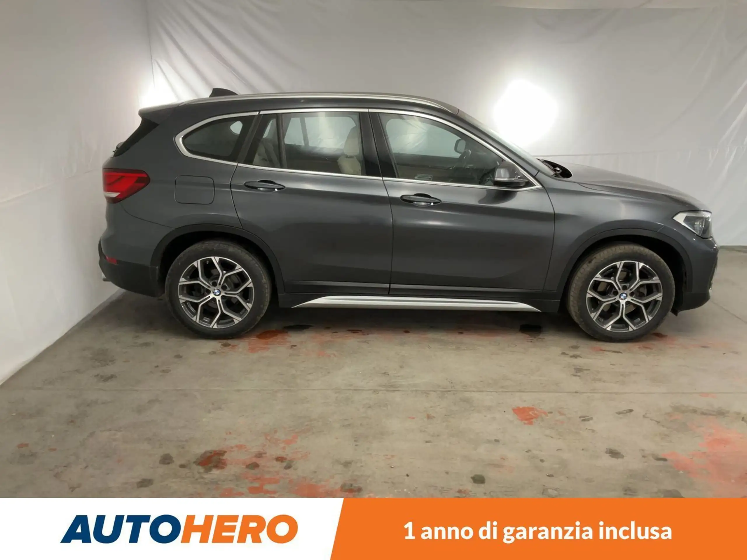 BMW - X1