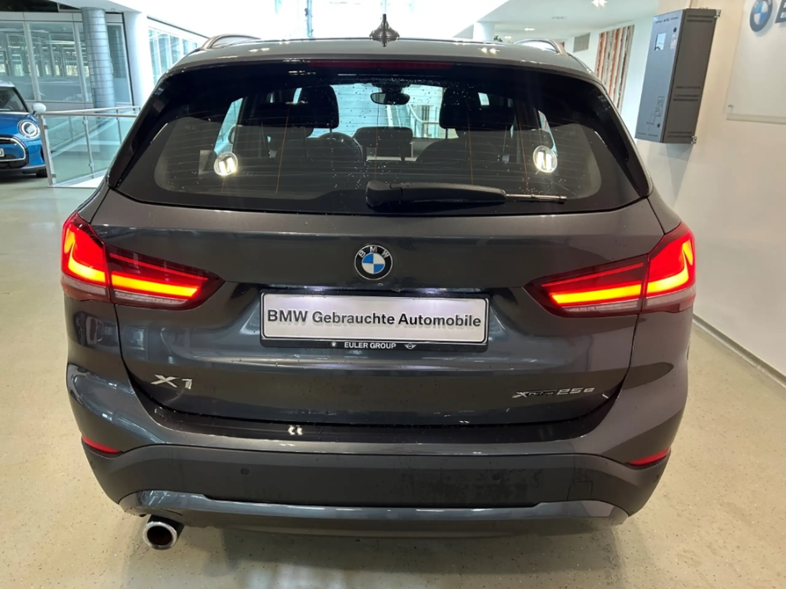 BMW - X1