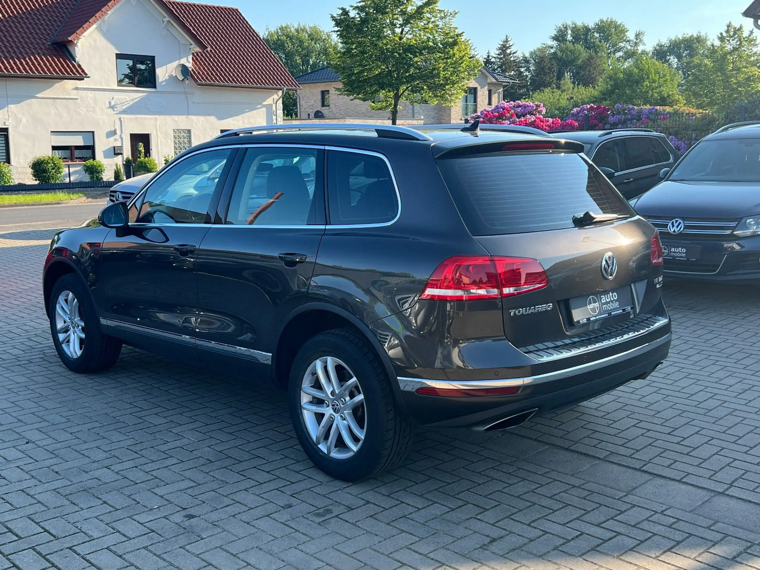 Volkswagen - Touareg