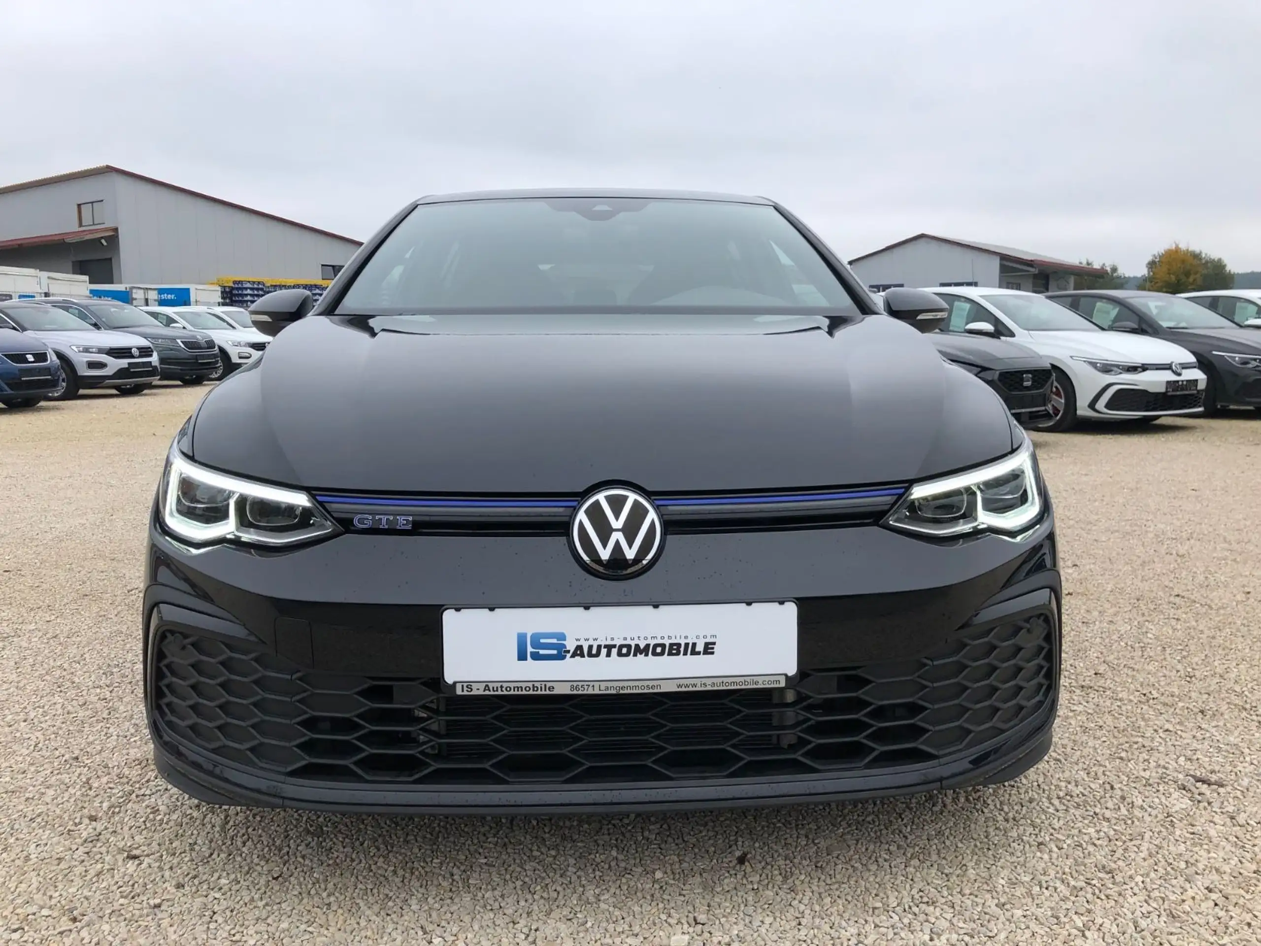 Volkswagen - Golf