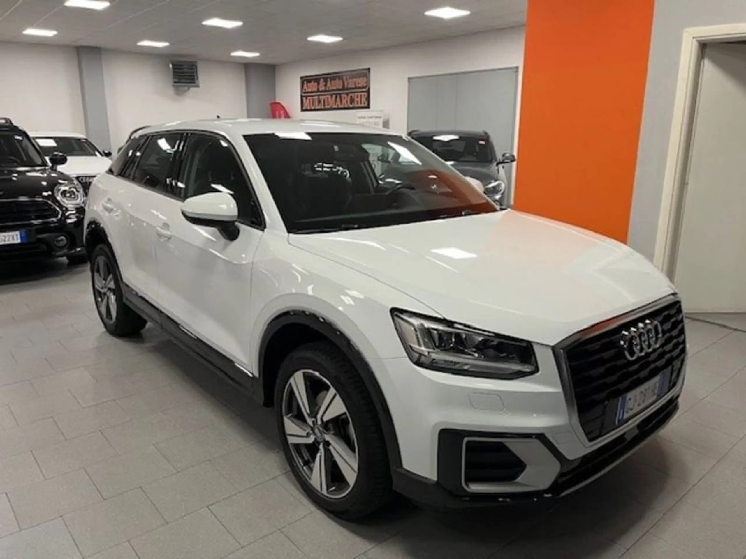 Audi - Q2