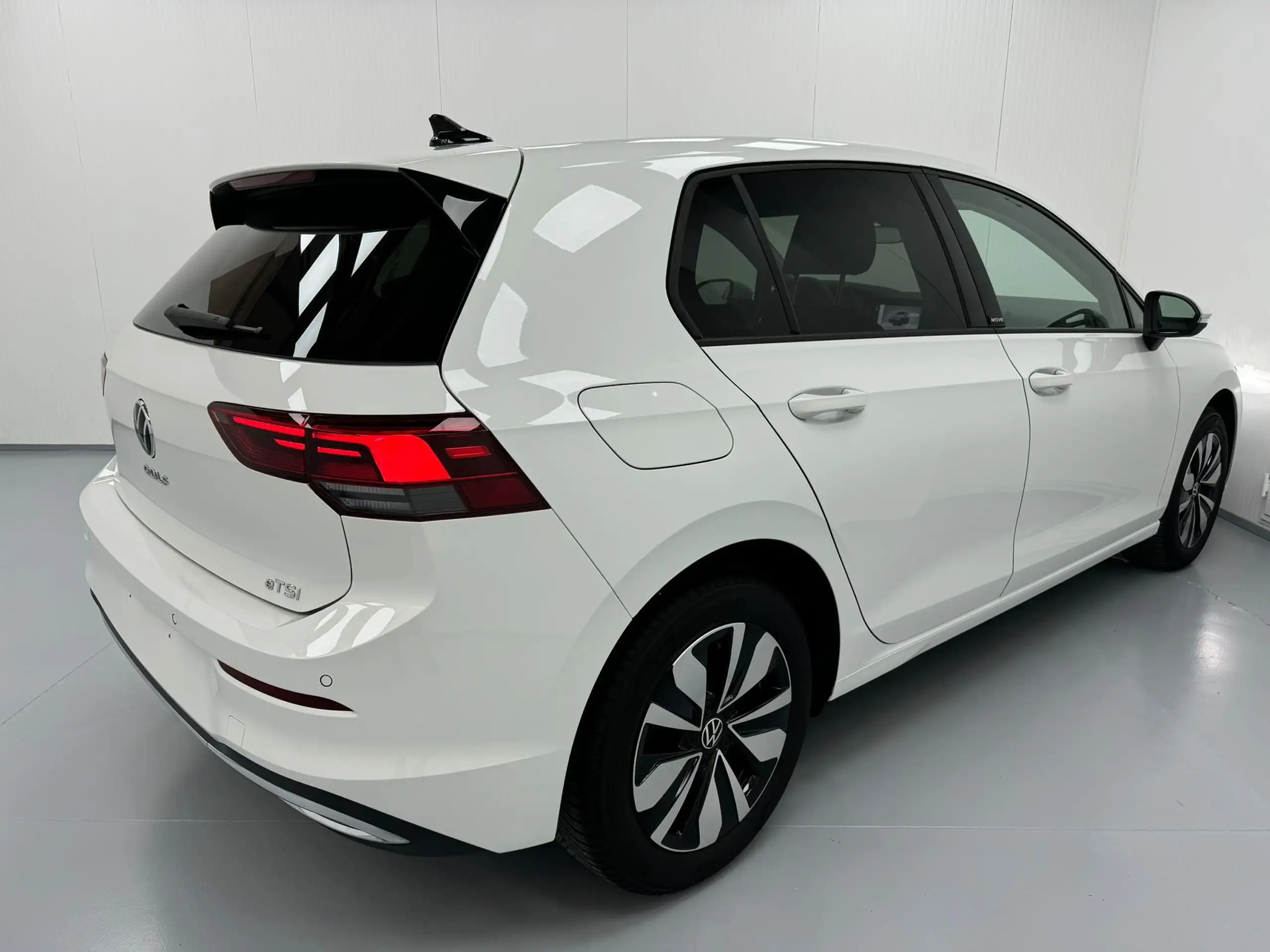 Volkswagen - Golf