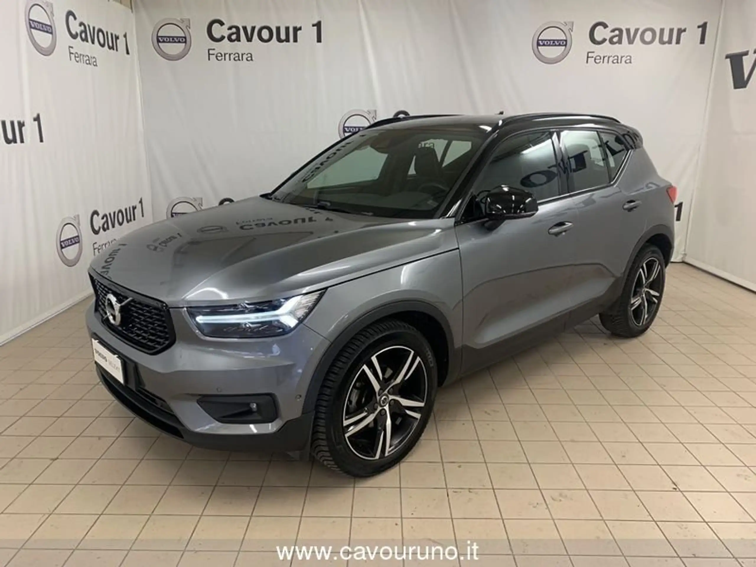 Volvo - XC40