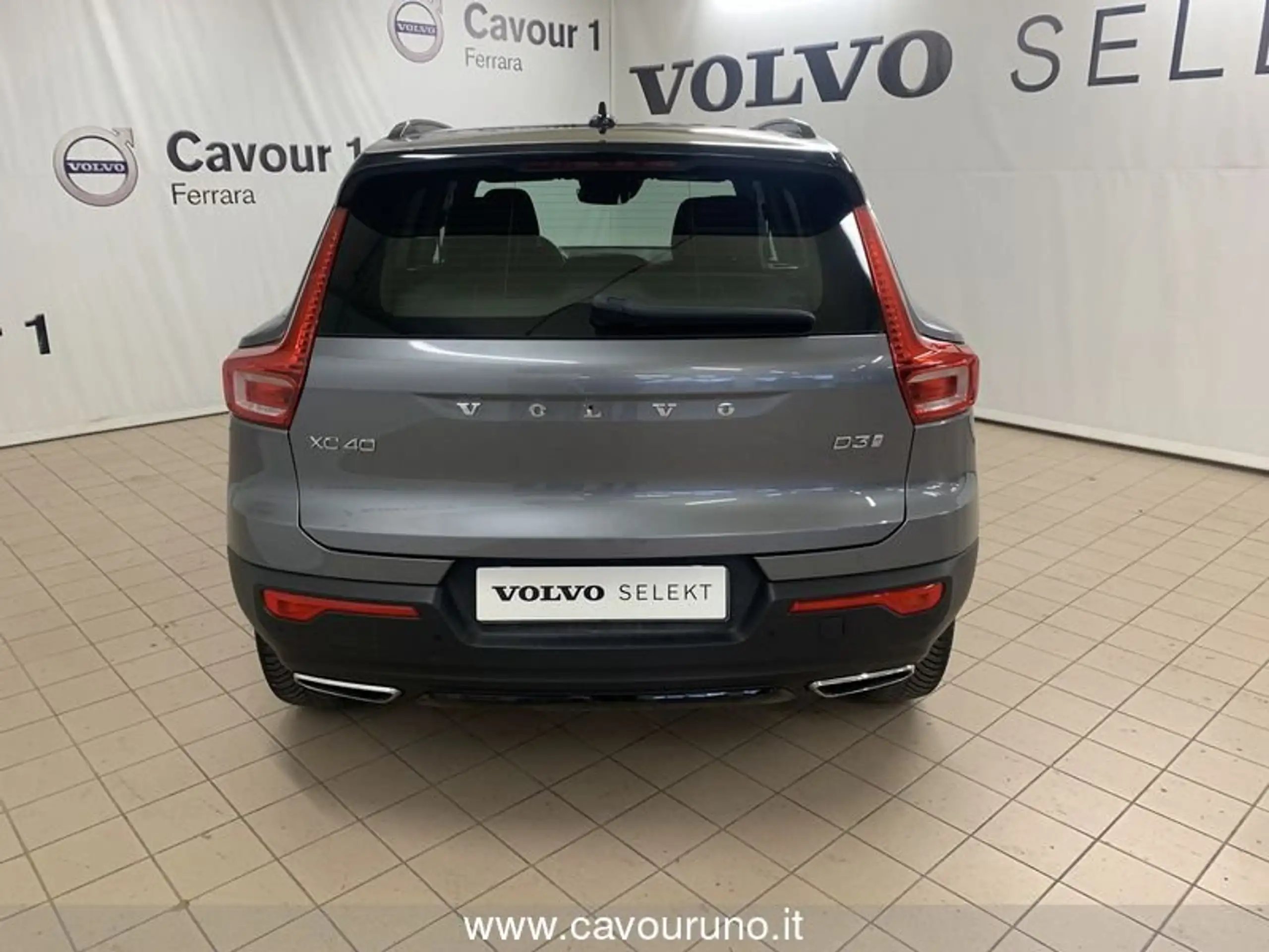 Volvo - XC40