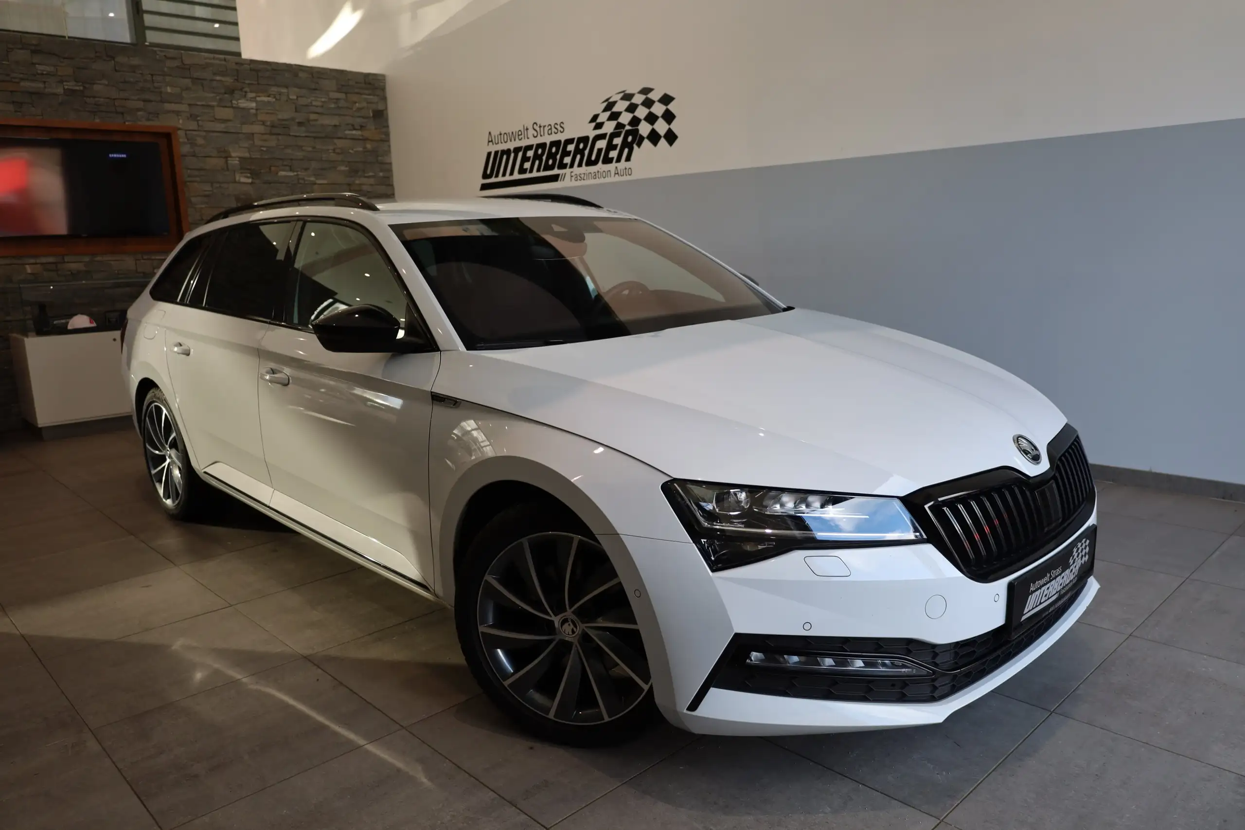 Skoda - Superb