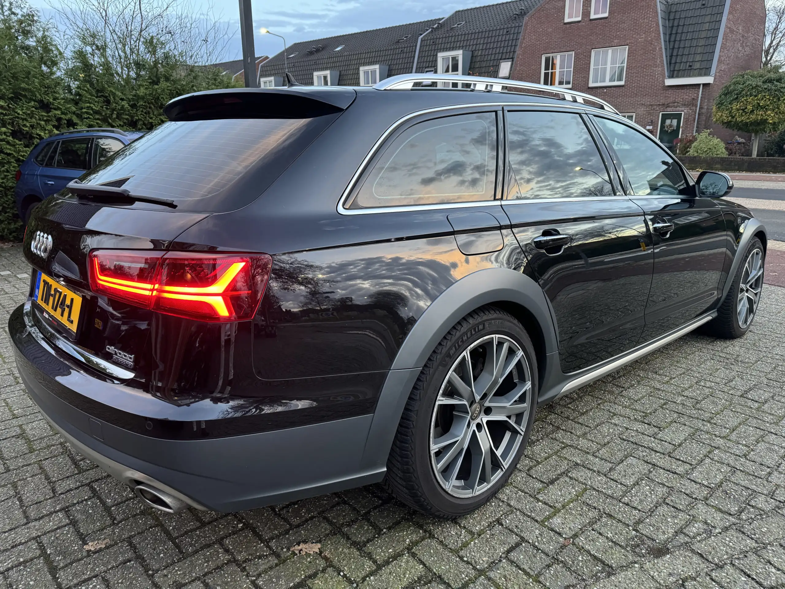 Audi - A6 allroad