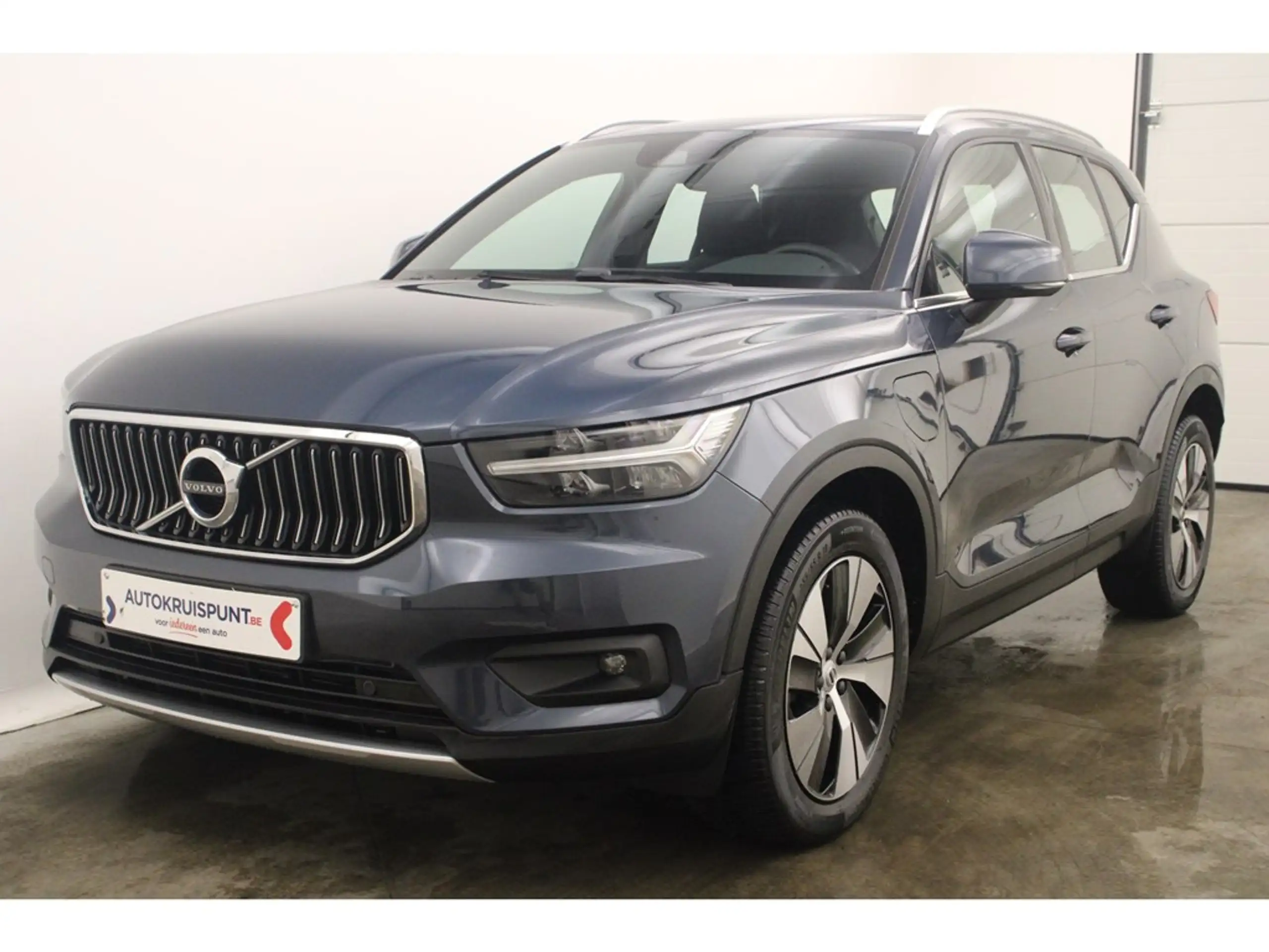 Volvo - XC40