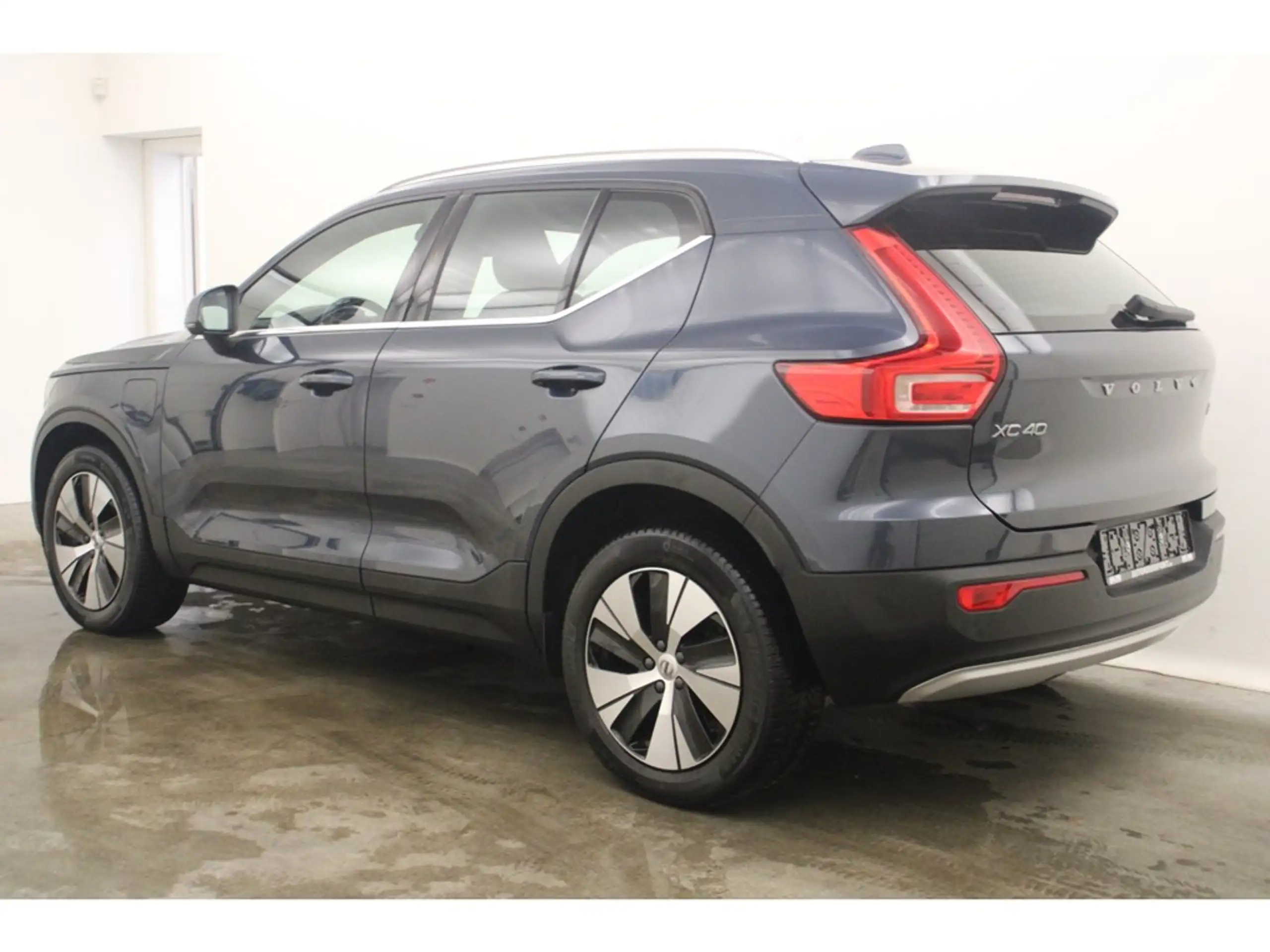 Volvo - XC40