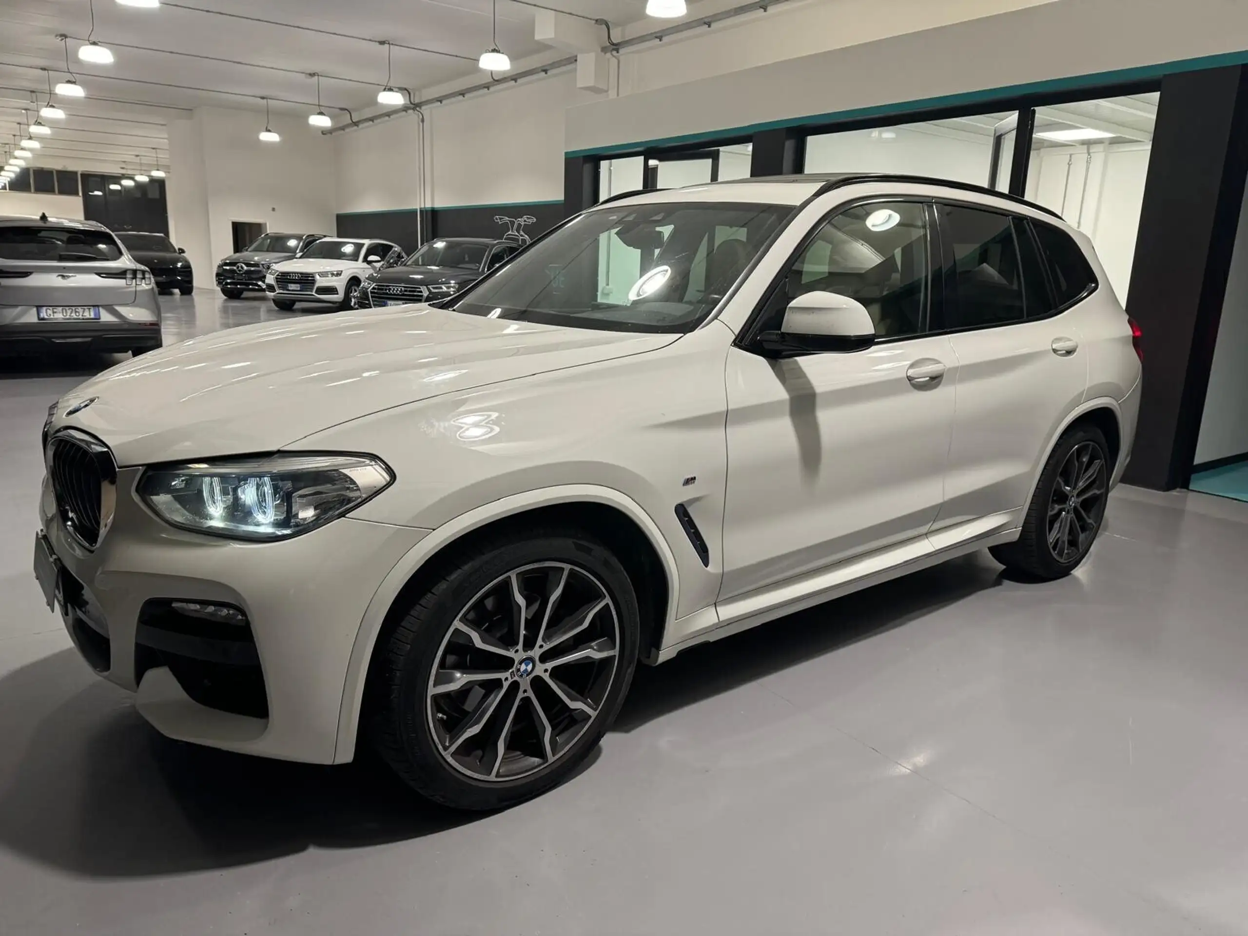 BMW - X3