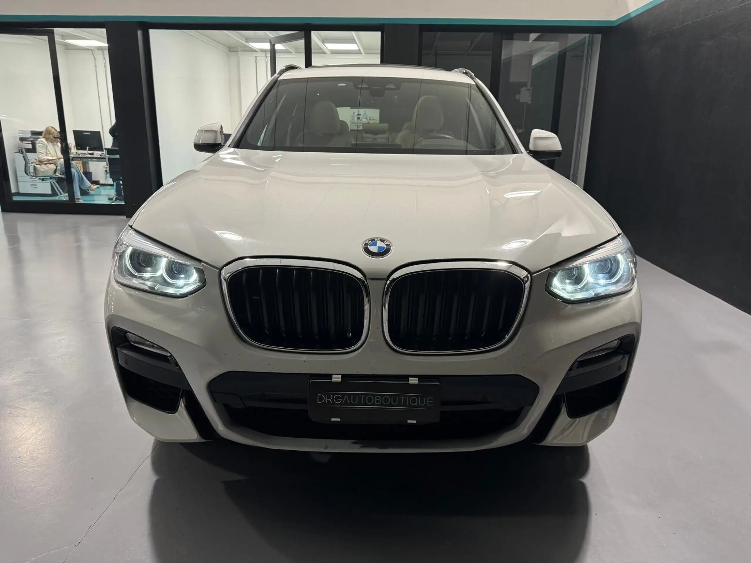 BMW - X3