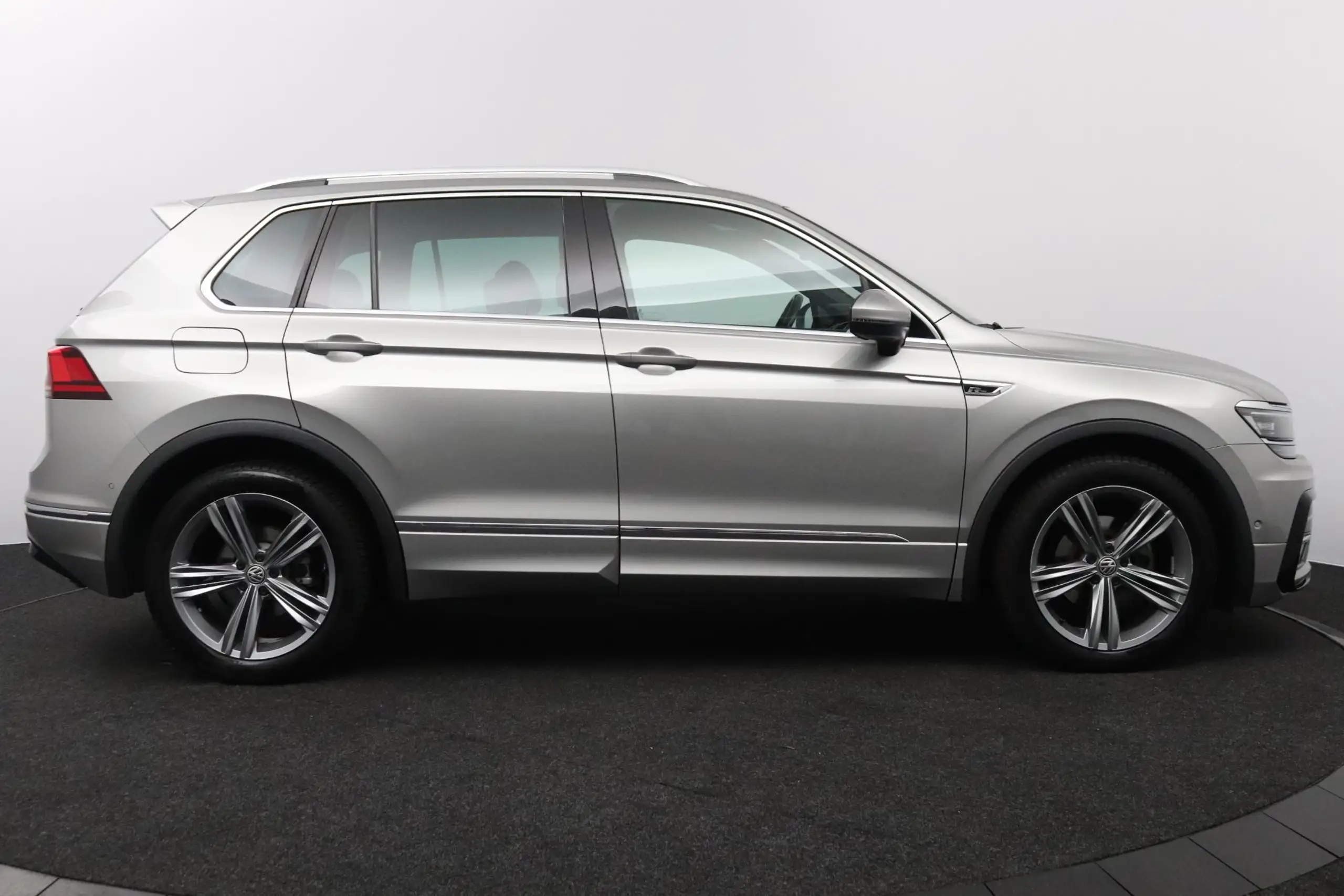 Volkswagen - Tiguan