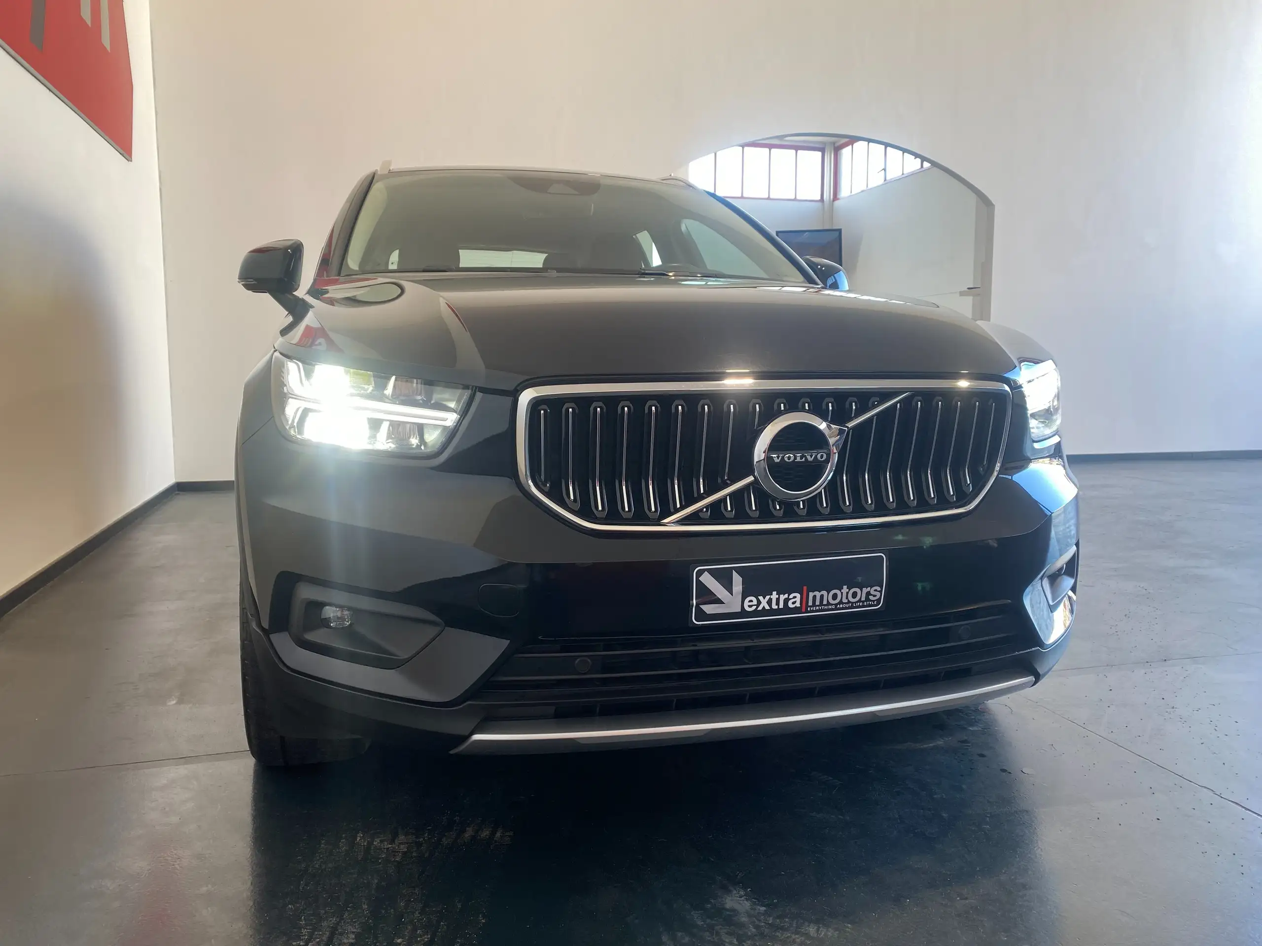 Volvo - XC40