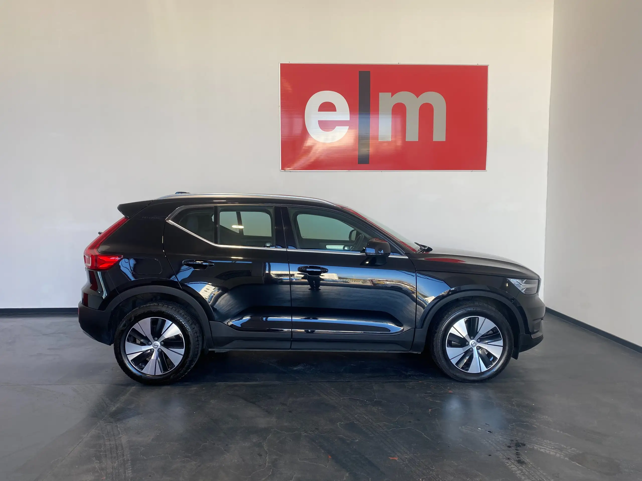 Volvo - XC40