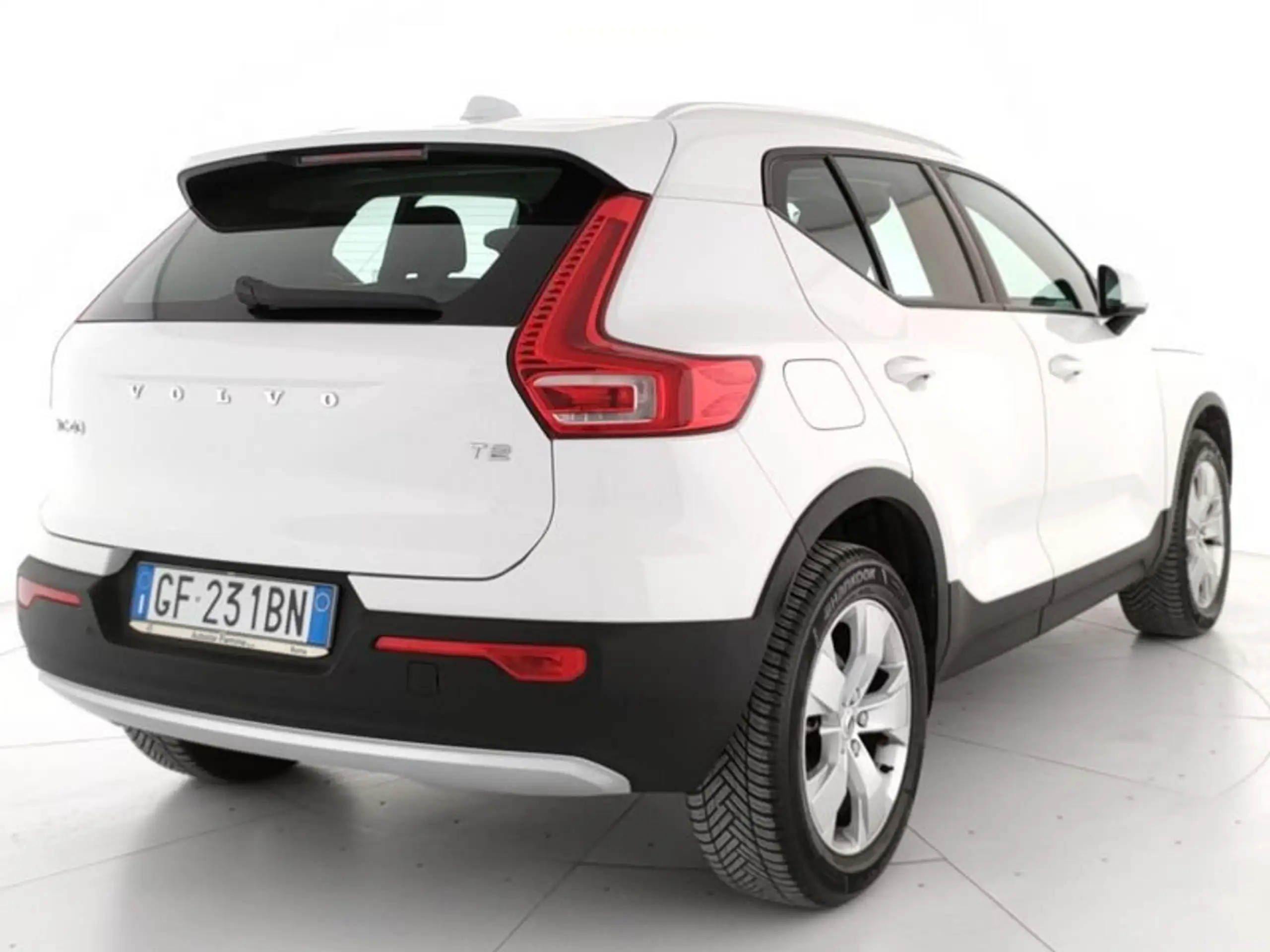 Volvo - XC40