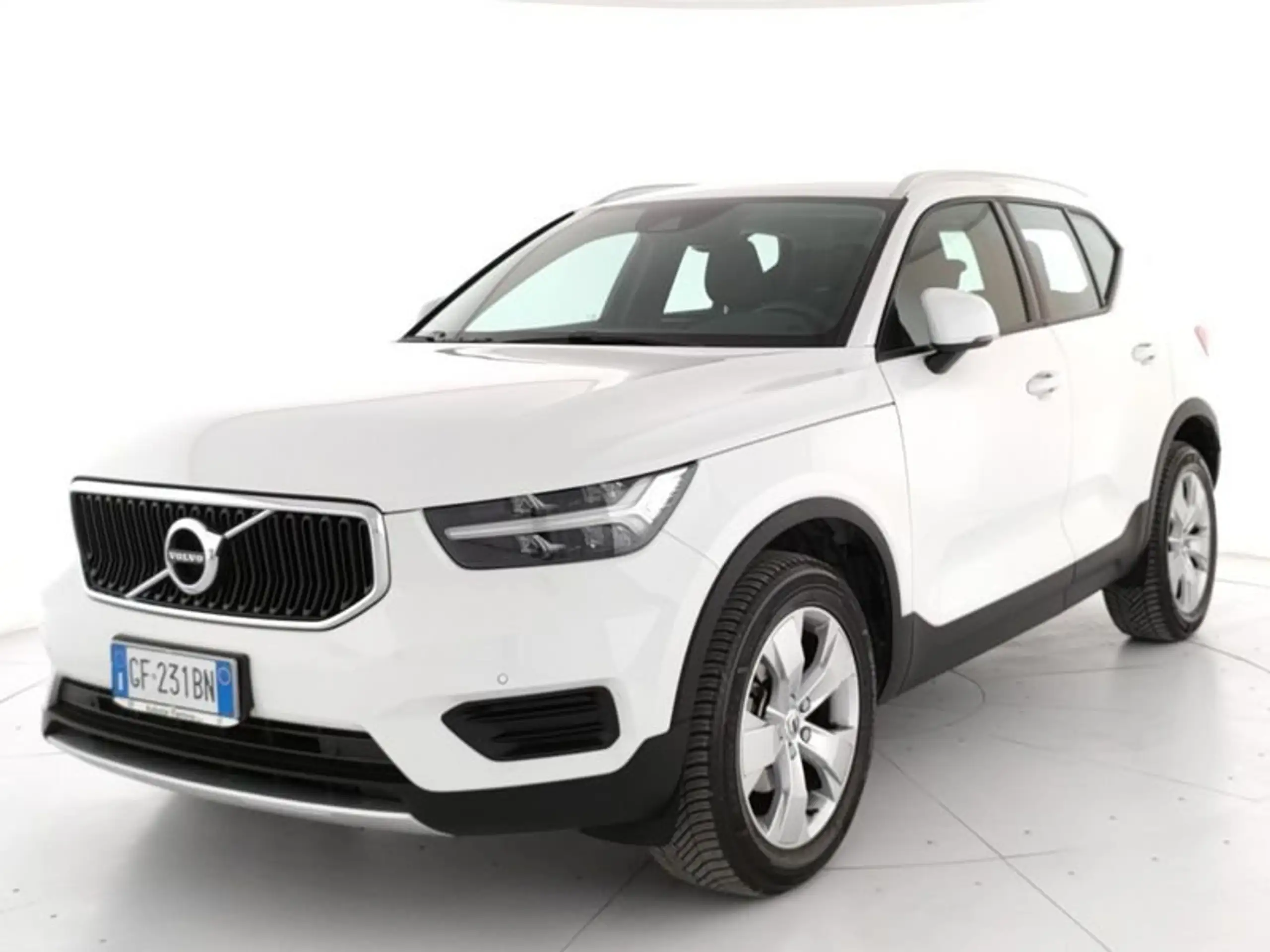 Volvo - XC40