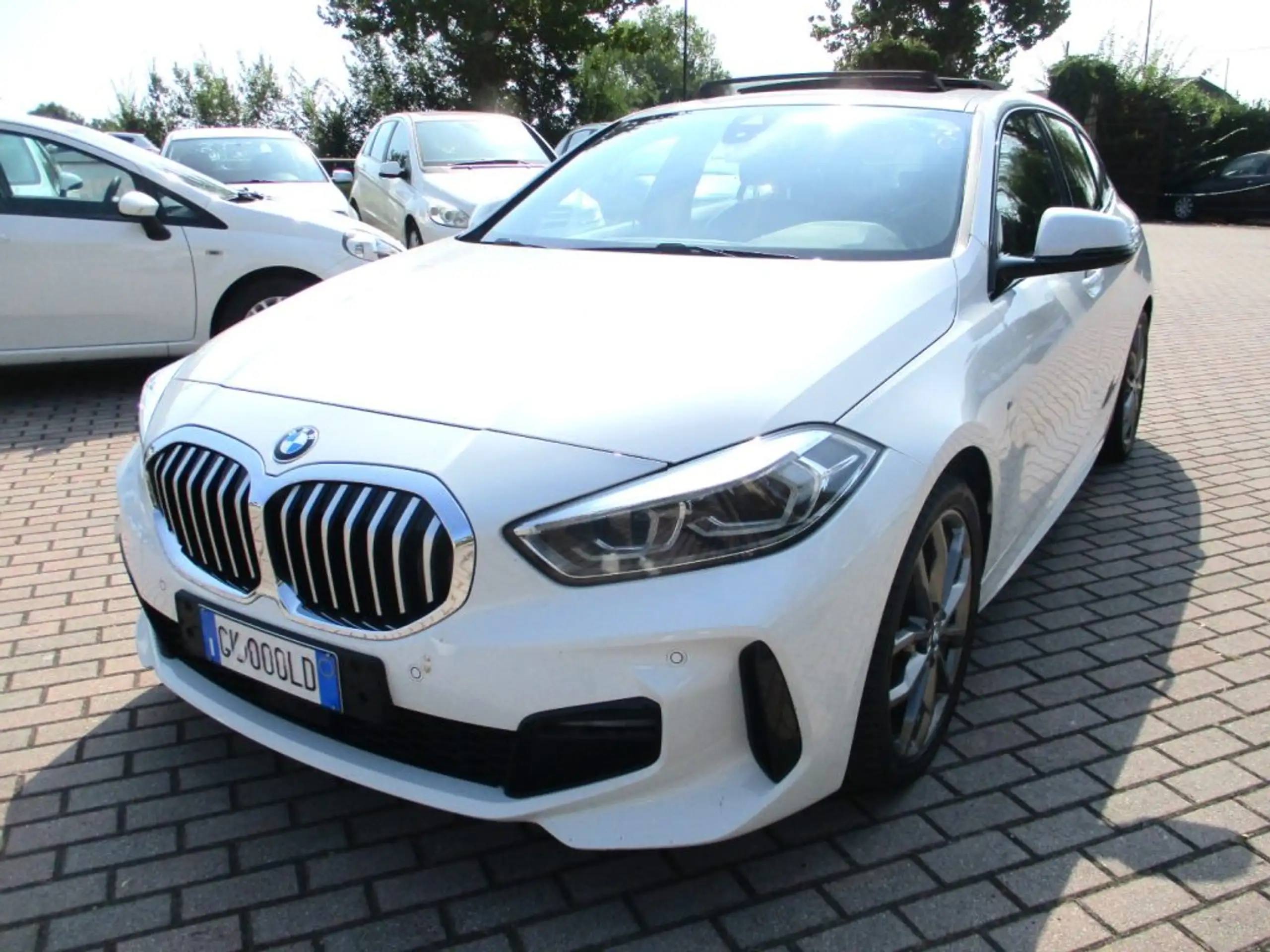 BMW 118 2021