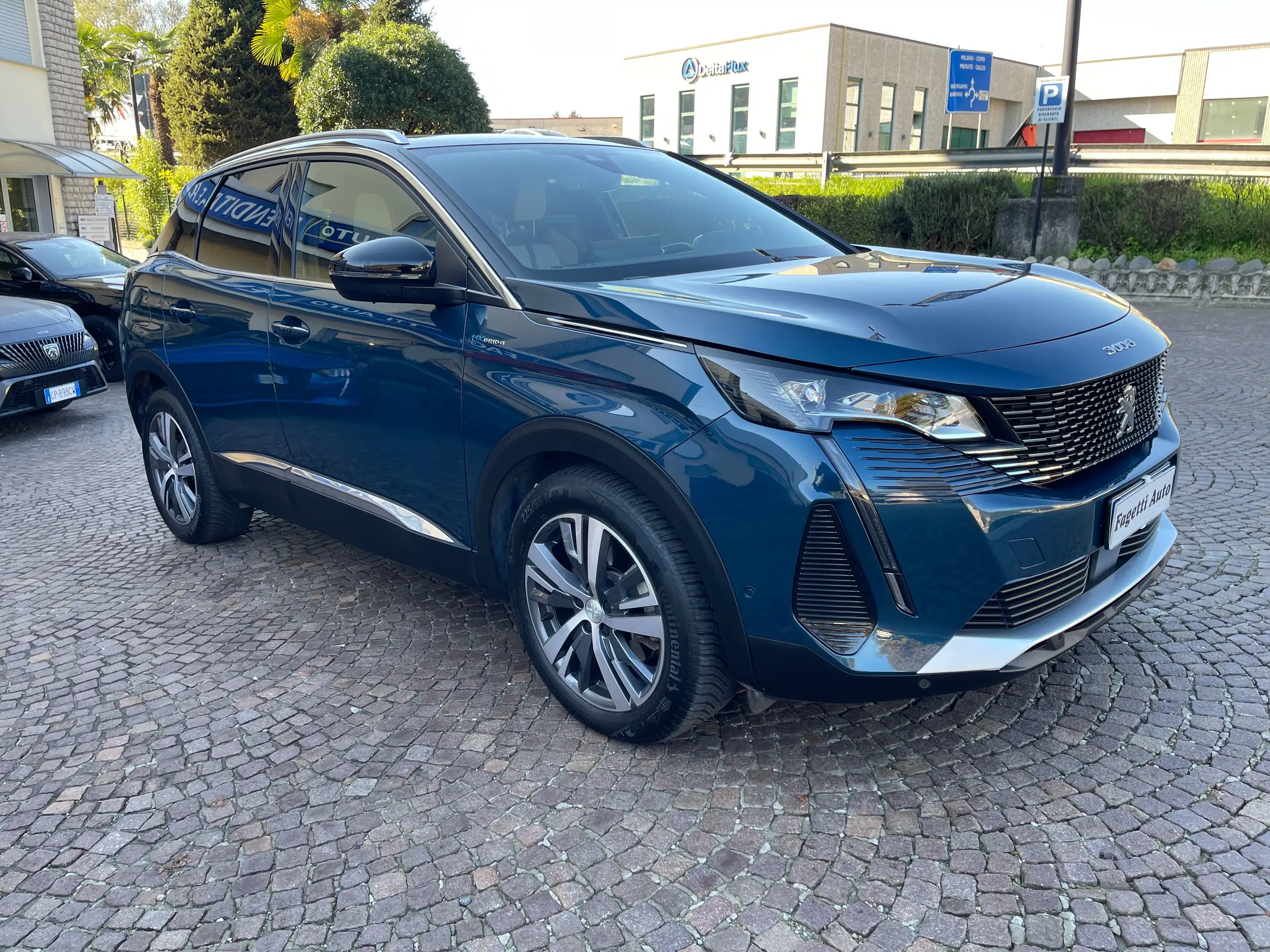 Peugeot - 3008