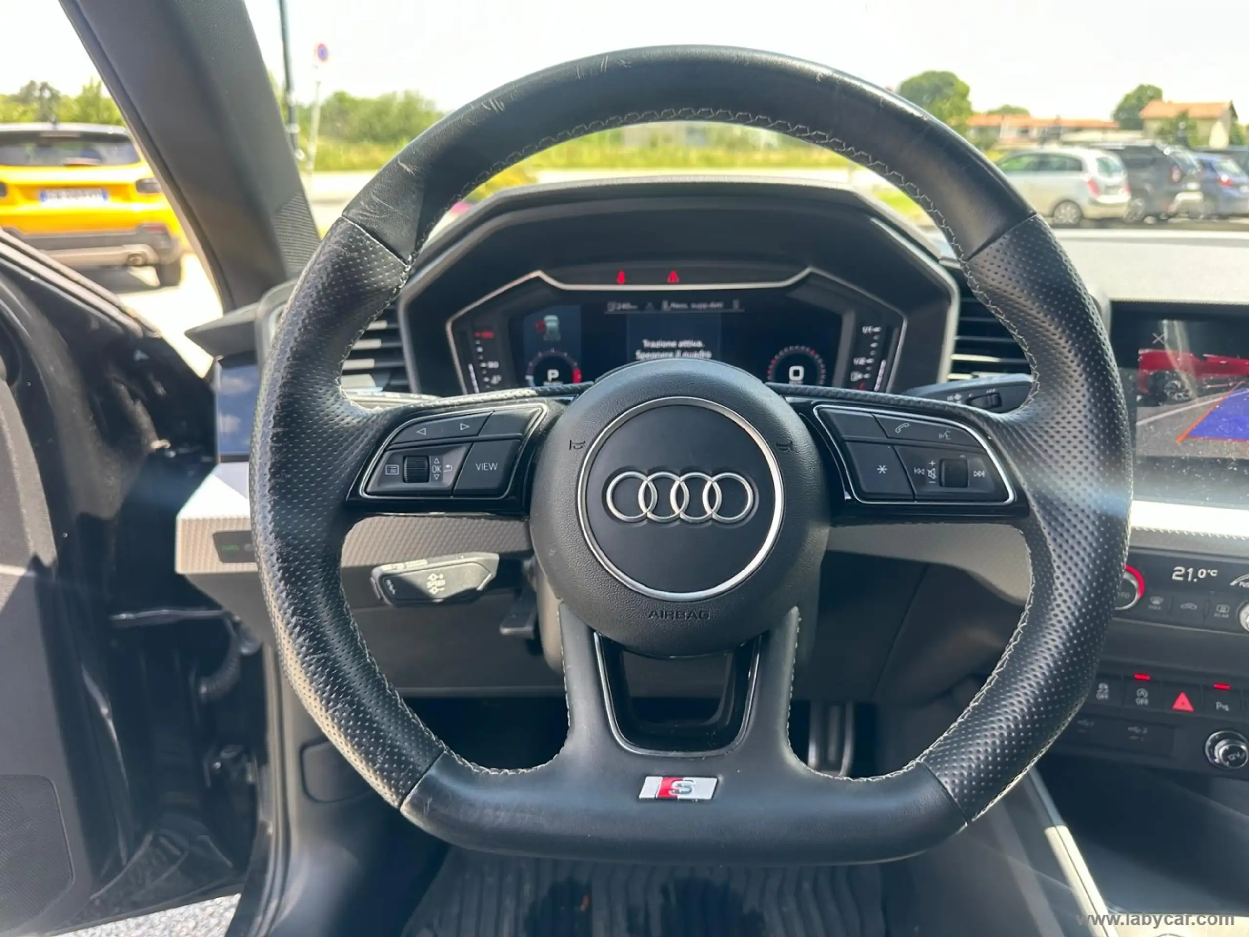 Audi - A1