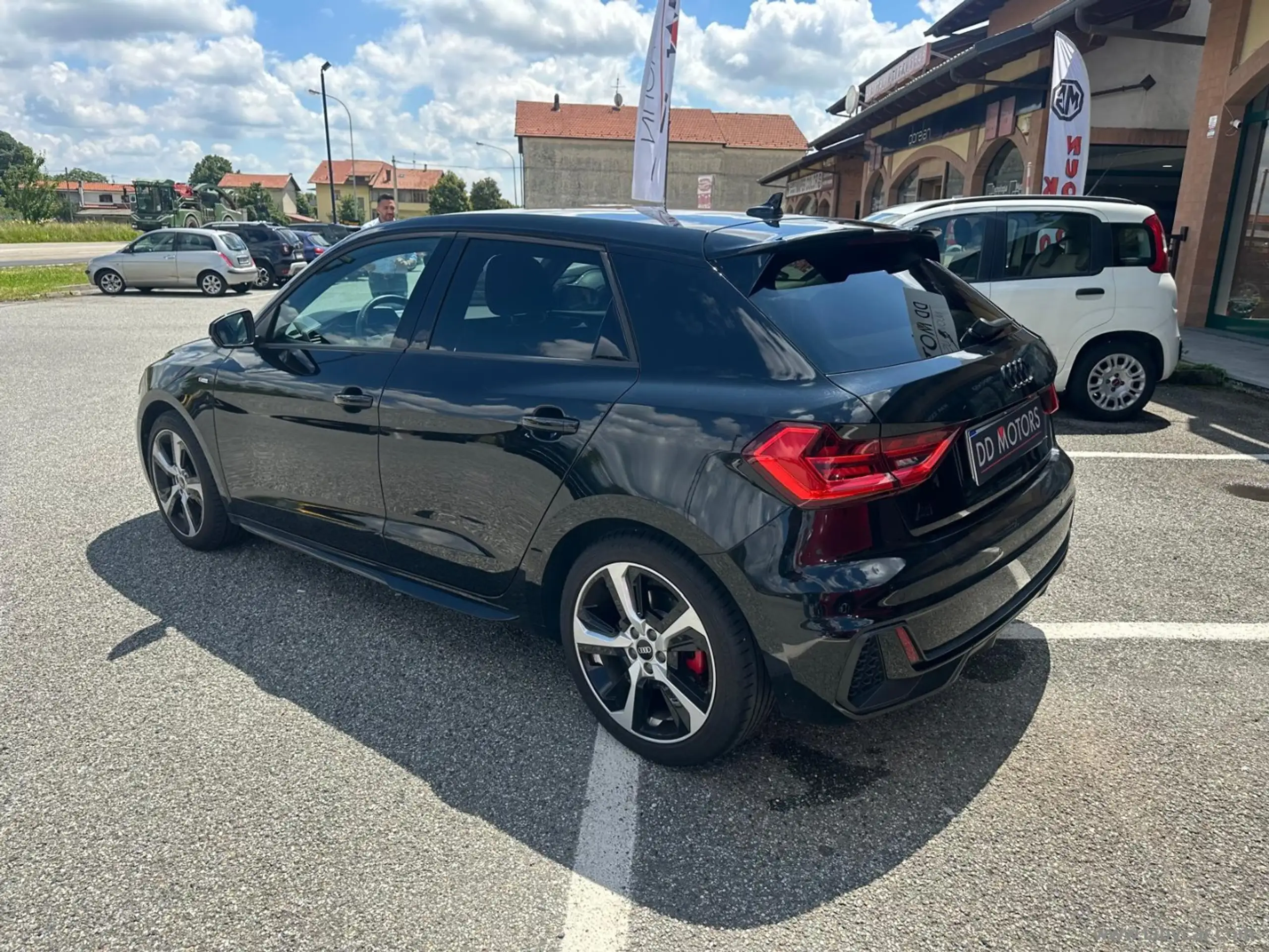 Audi - A1