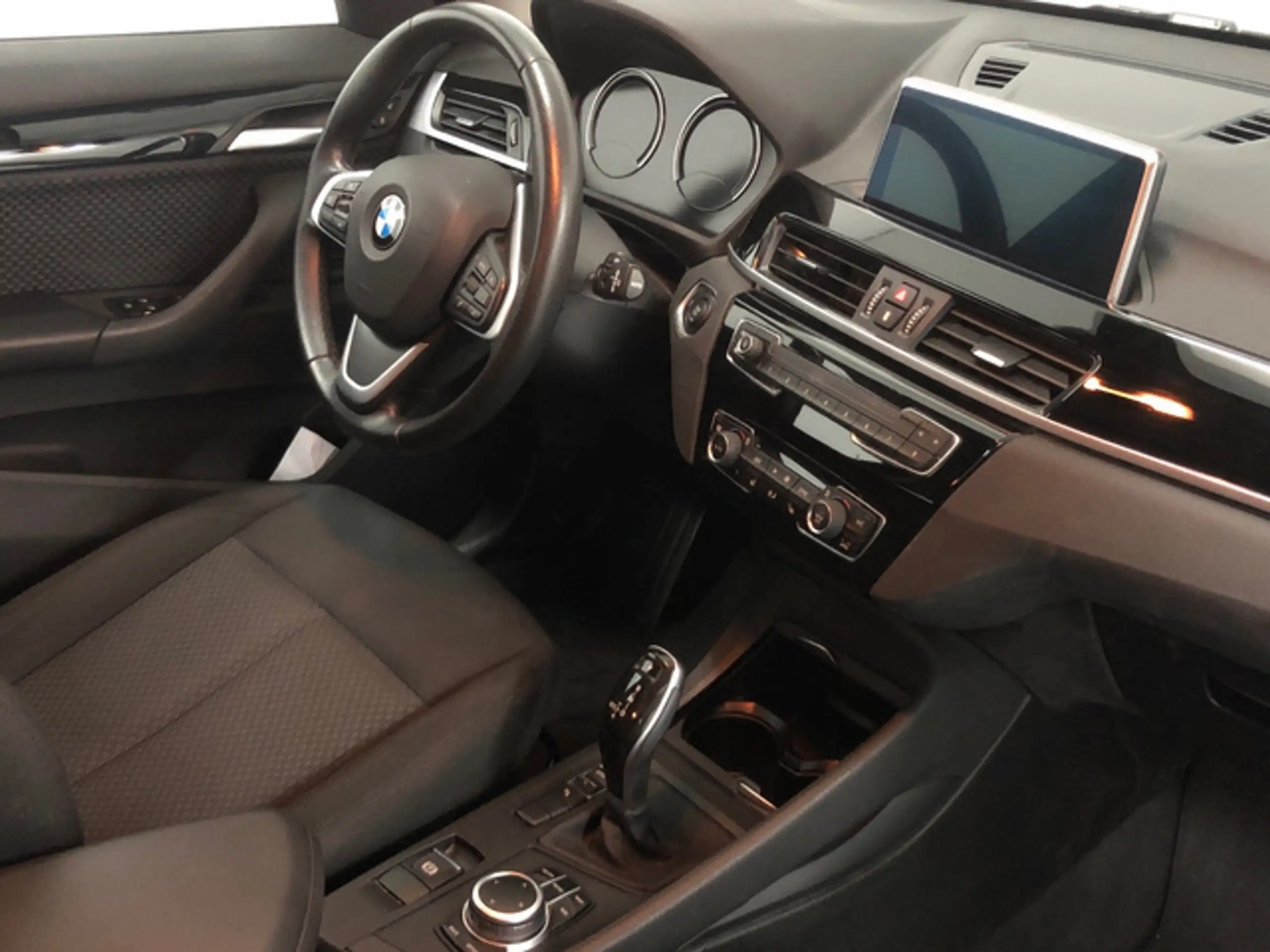 BMW - X1