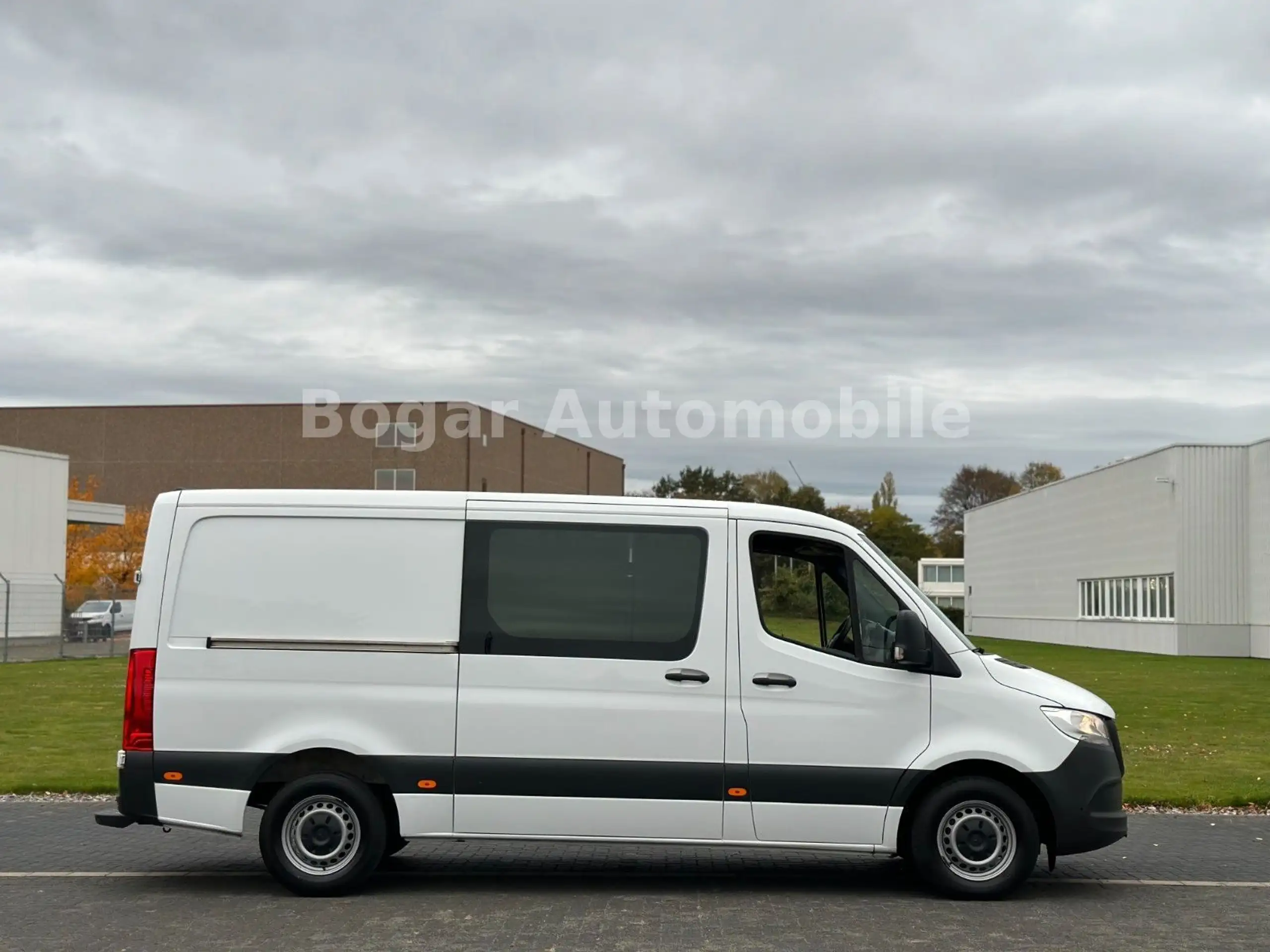 Mercedes-Benz - Sprinter