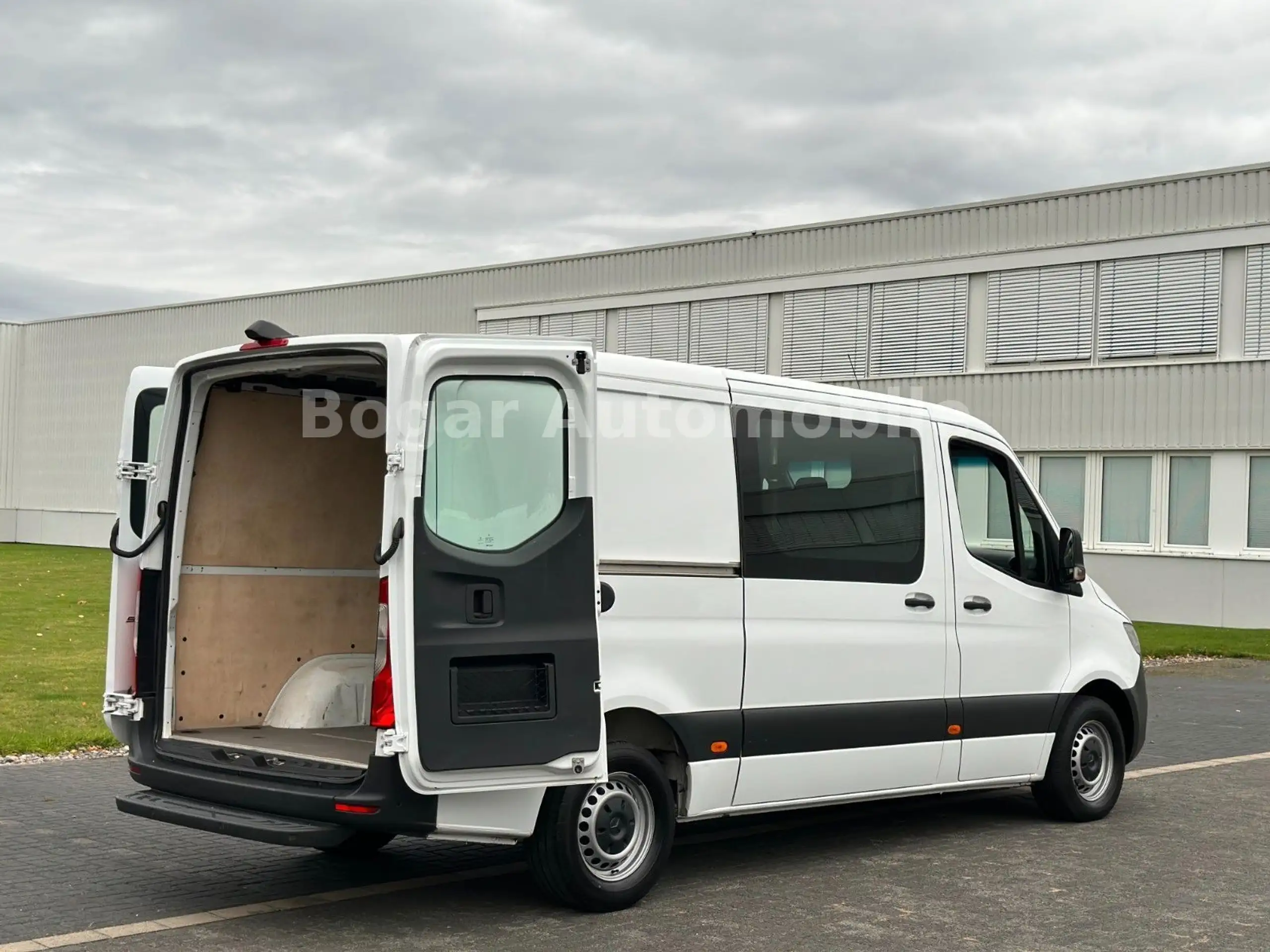 Mercedes-Benz - Sprinter