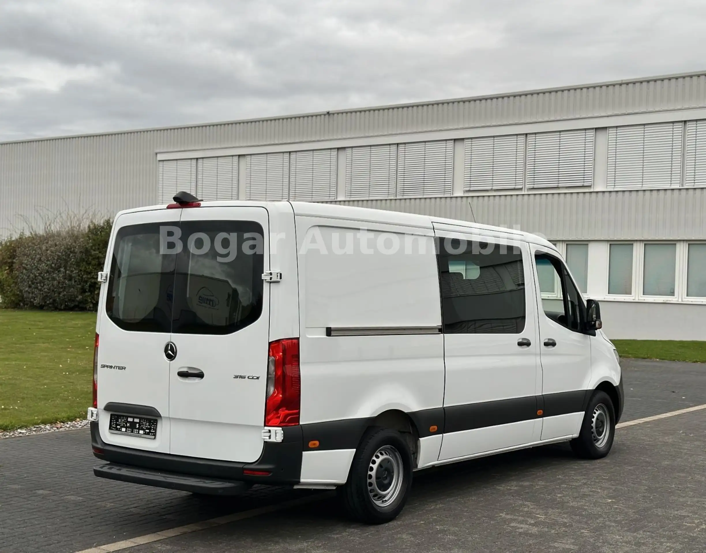 Mercedes-Benz - Sprinter