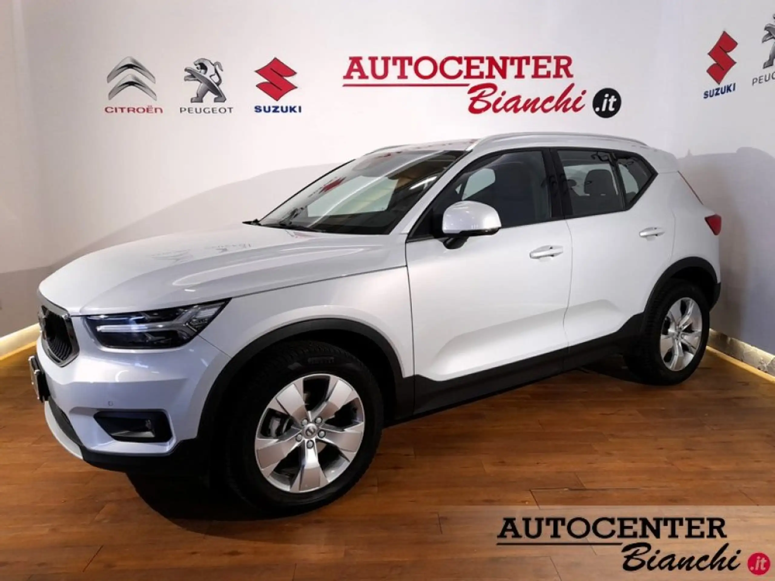 Volvo XC40 2021