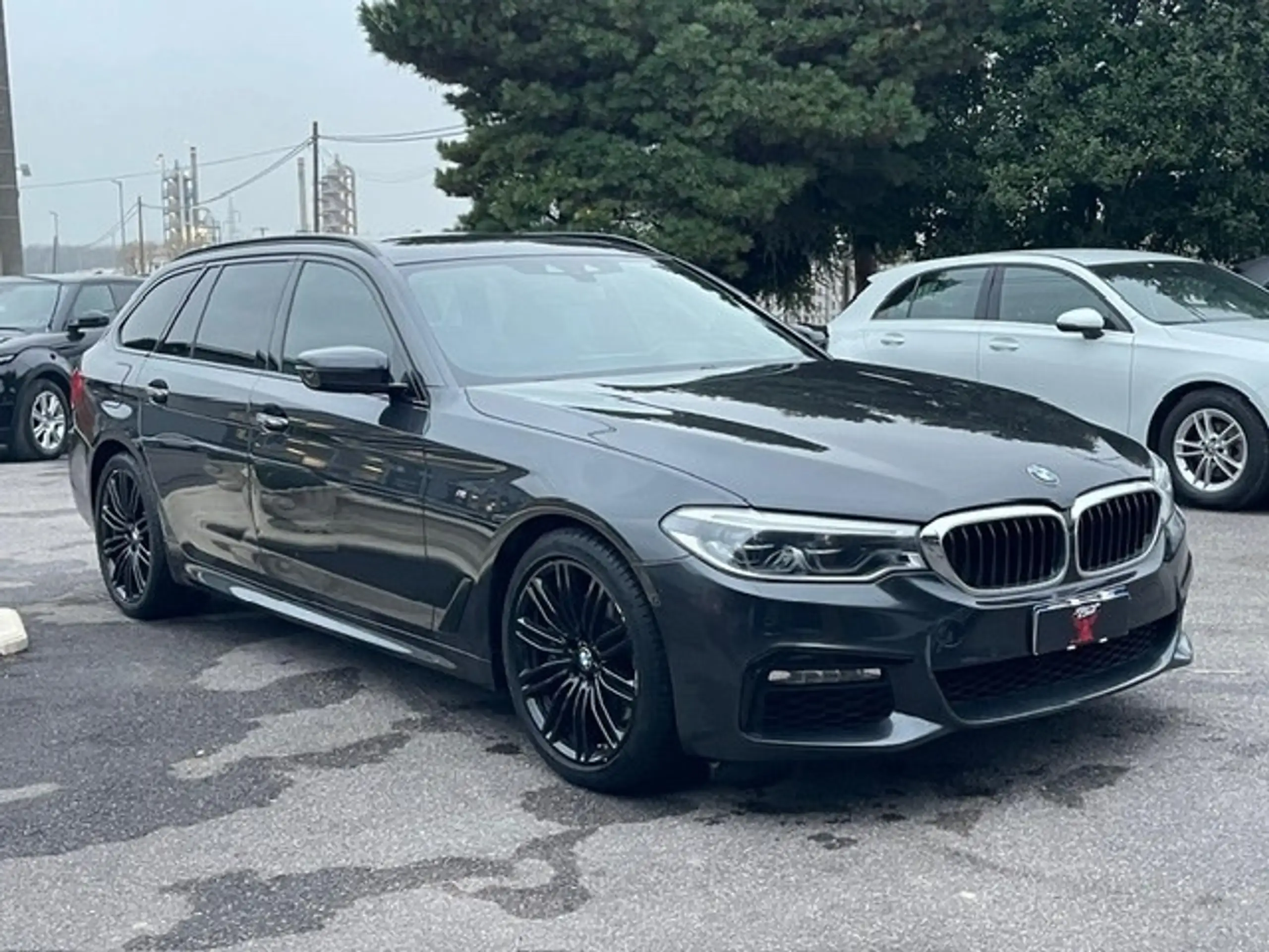 BMW - 525