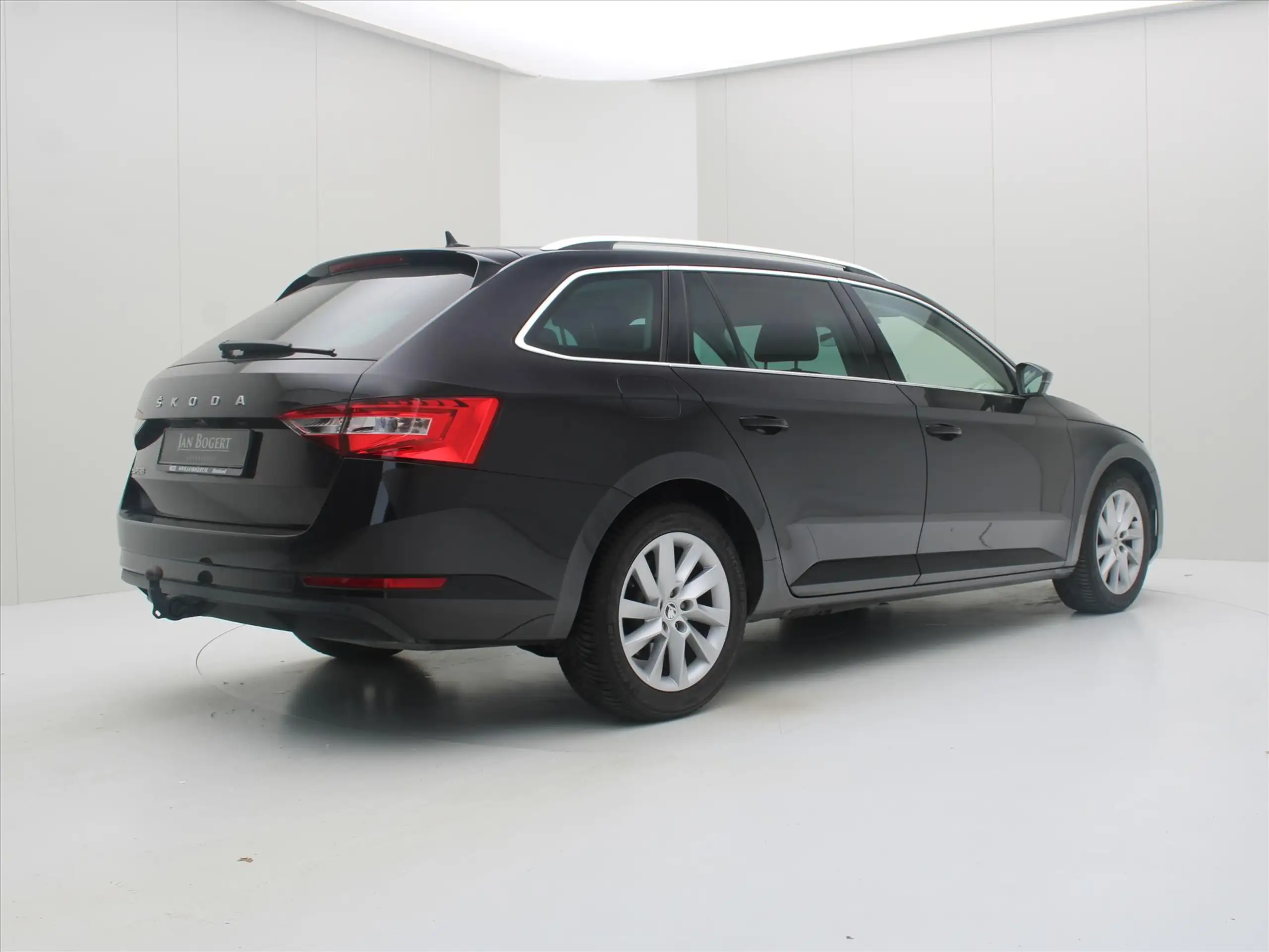 Skoda - Superb