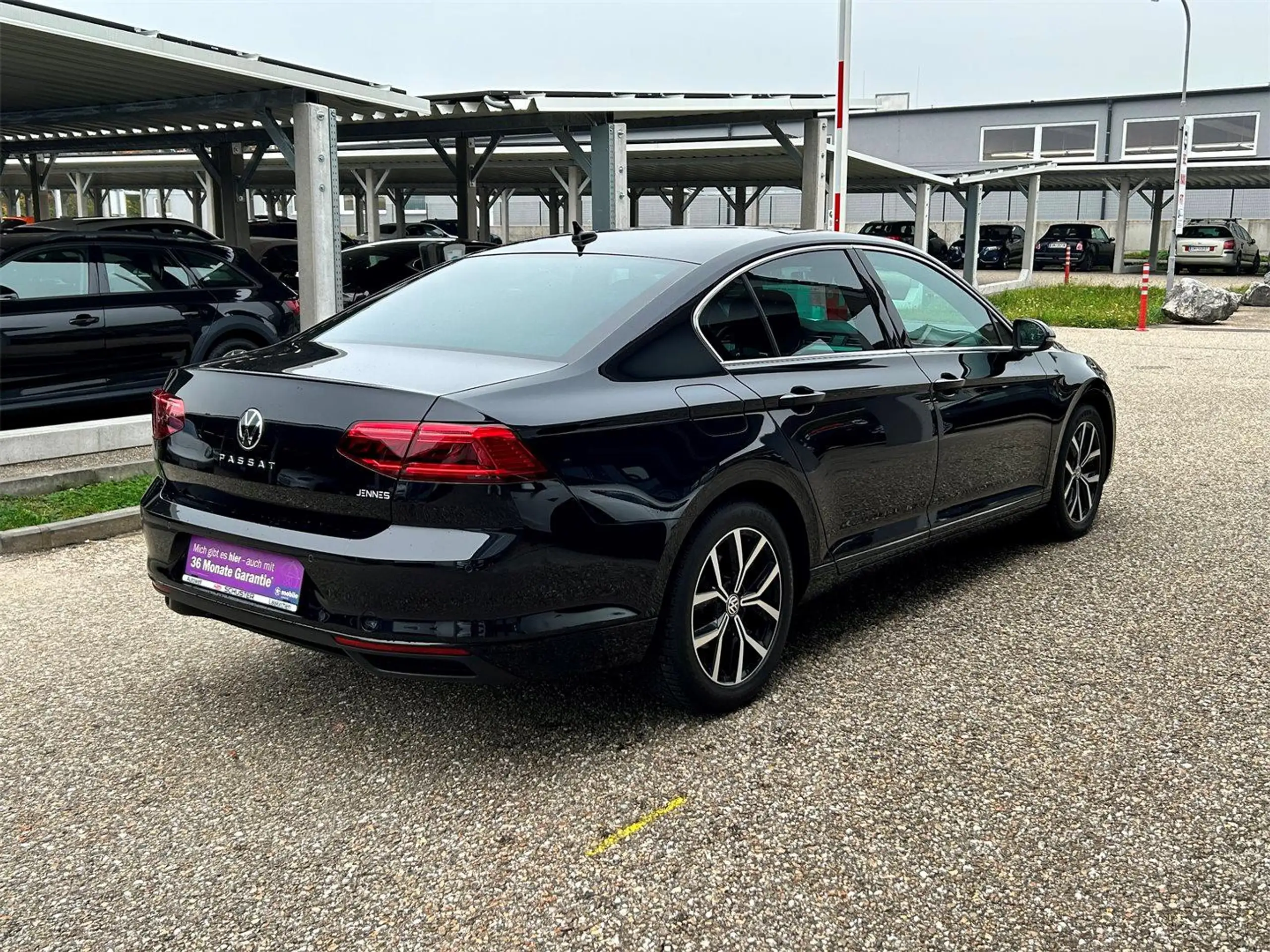 Volkswagen - Passat