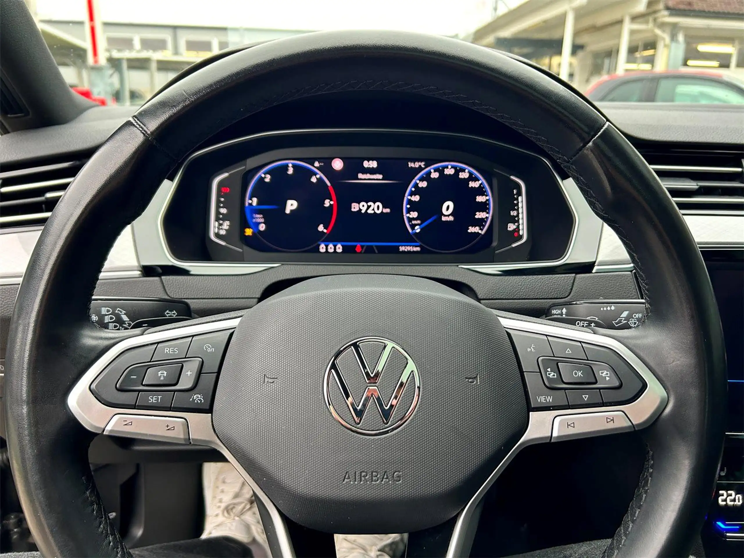 Volkswagen - Passat