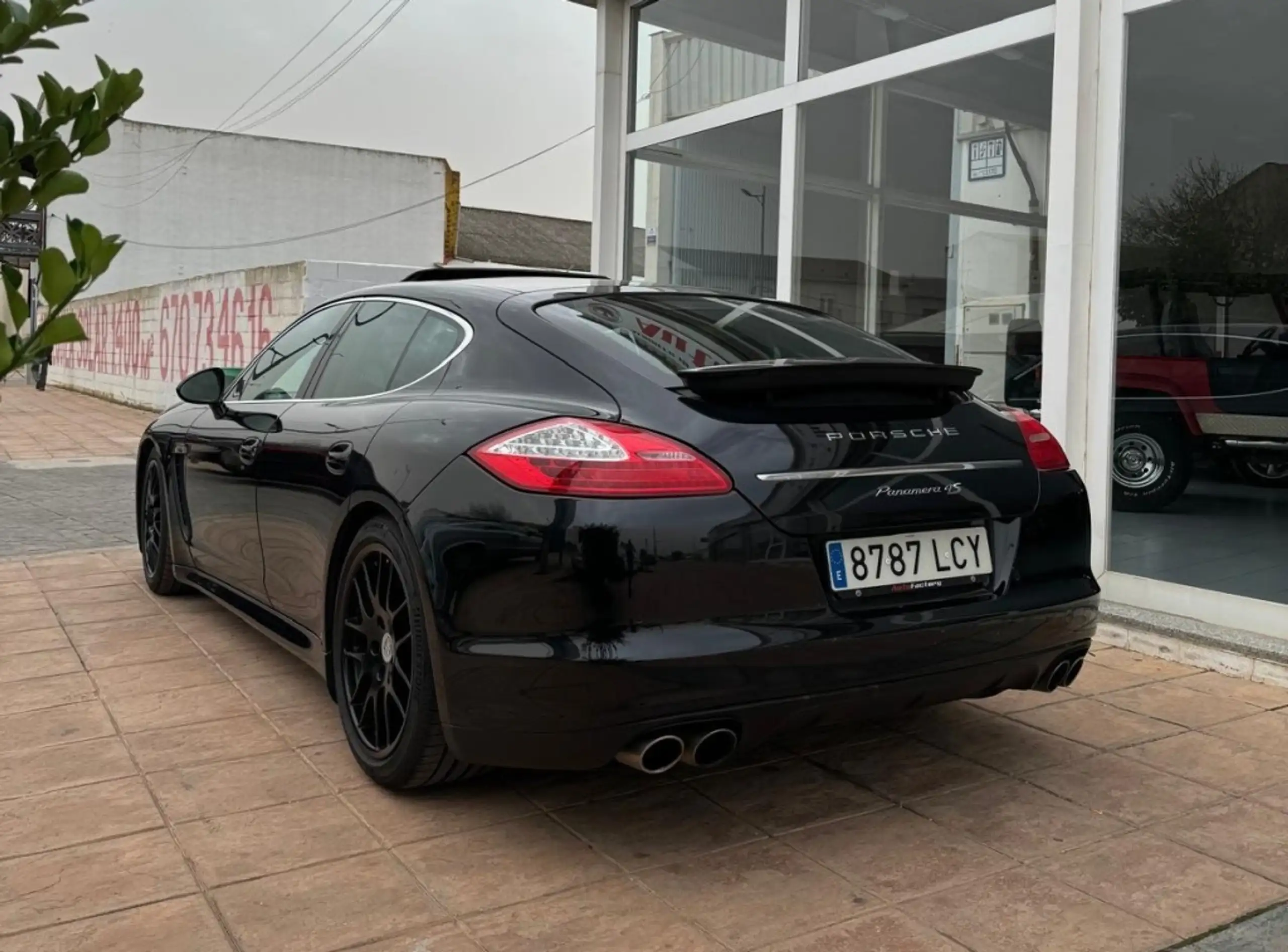 Porsche - Panamera