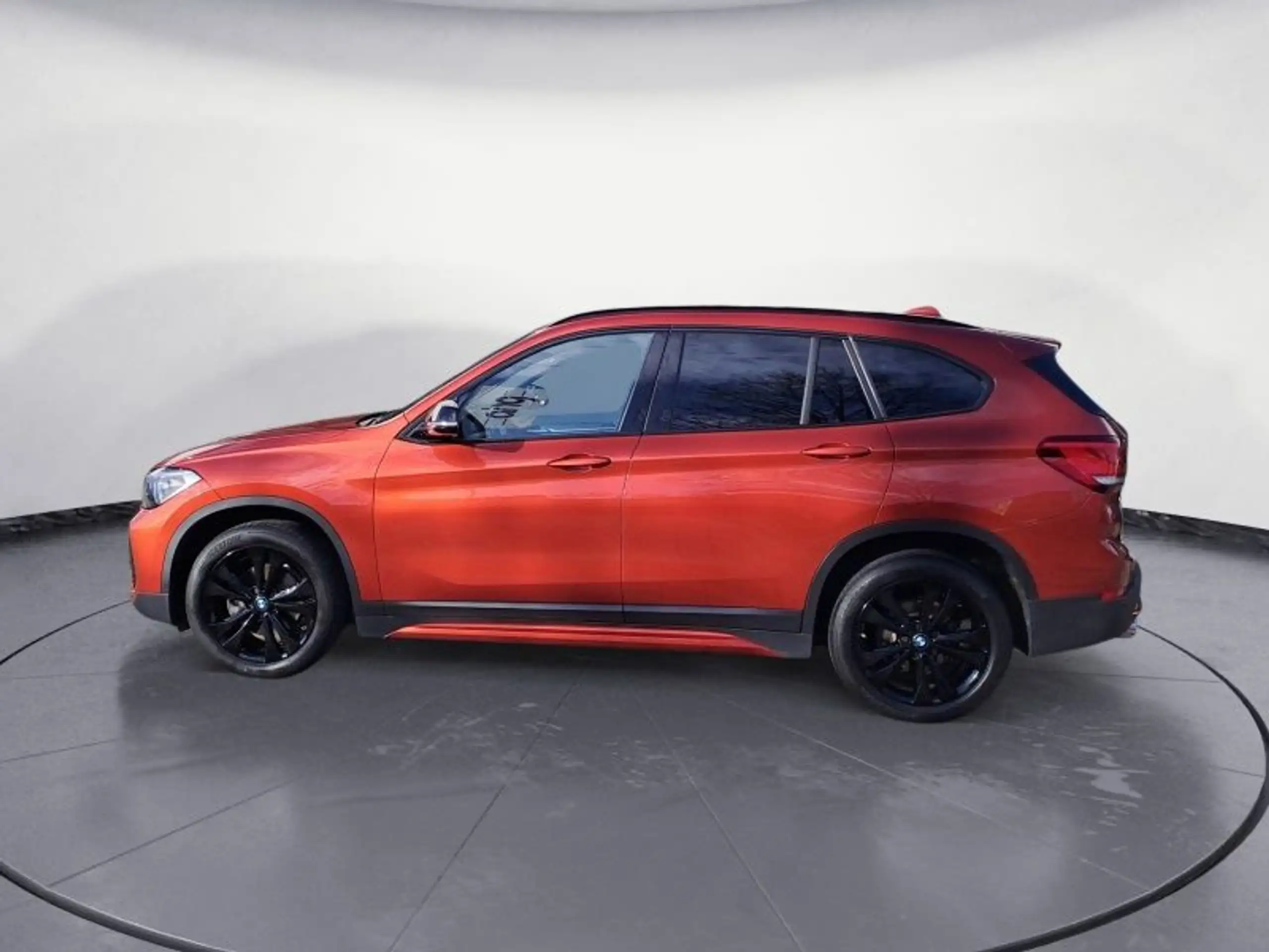 BMW - X1