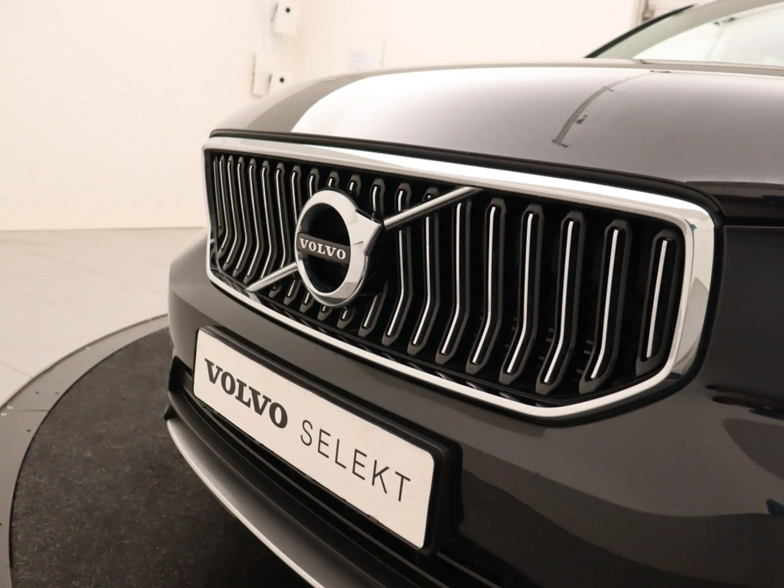 Volvo - XC40