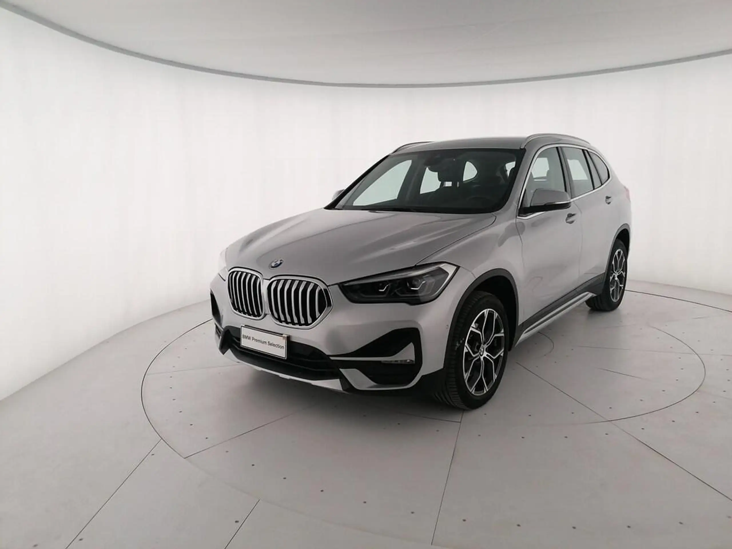 BMW - X1