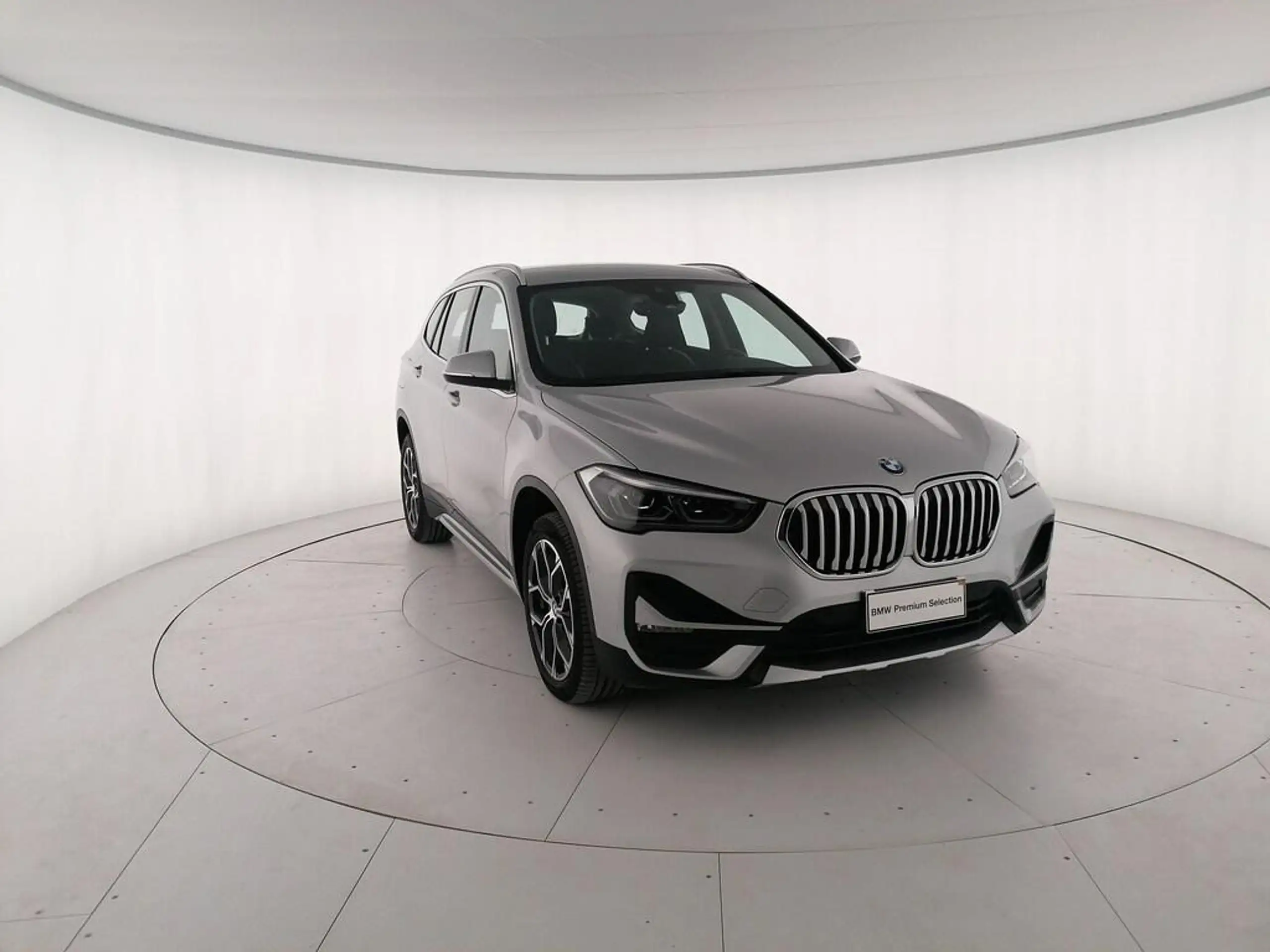 BMW - X1