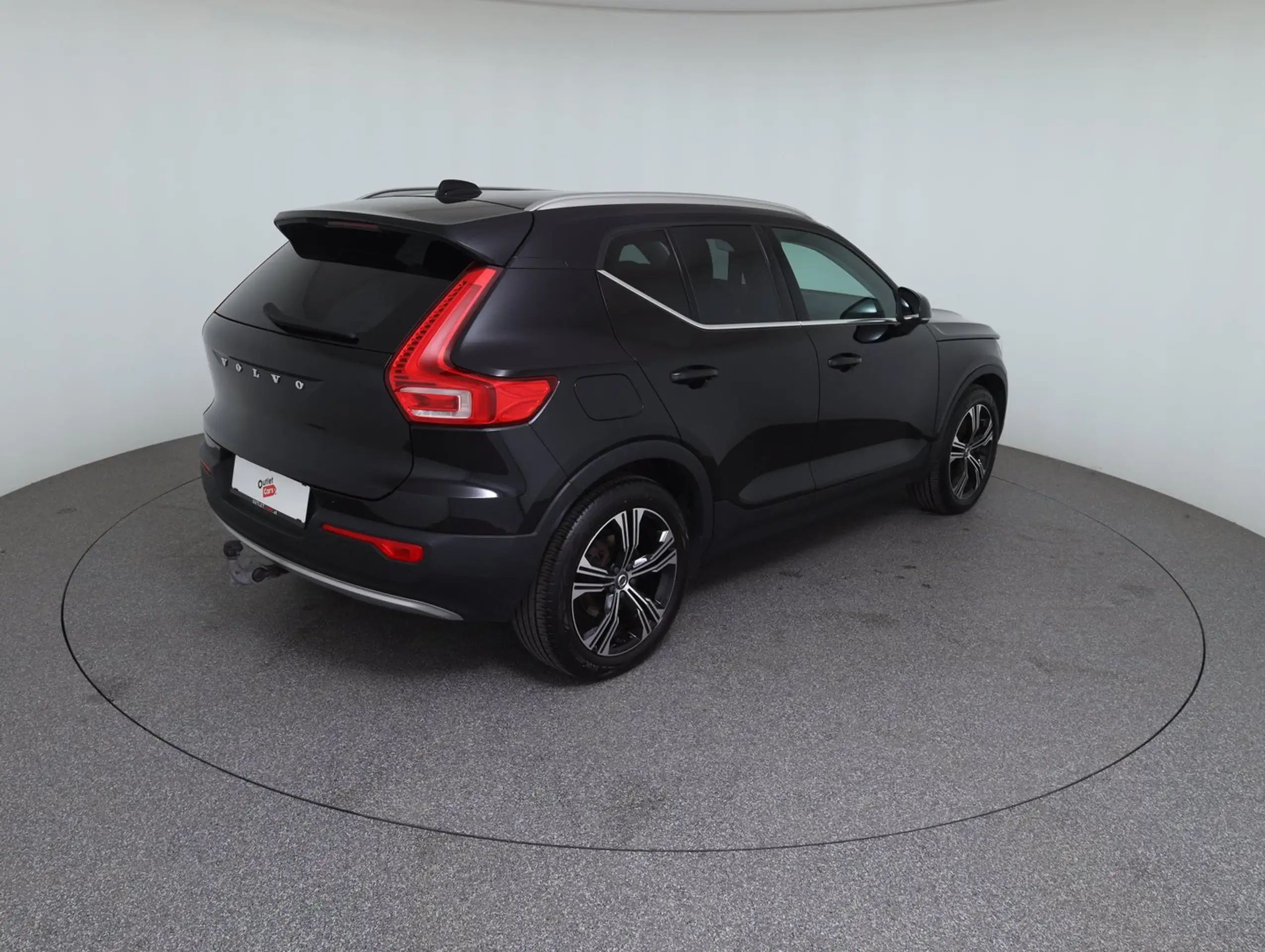 Volvo - XC40