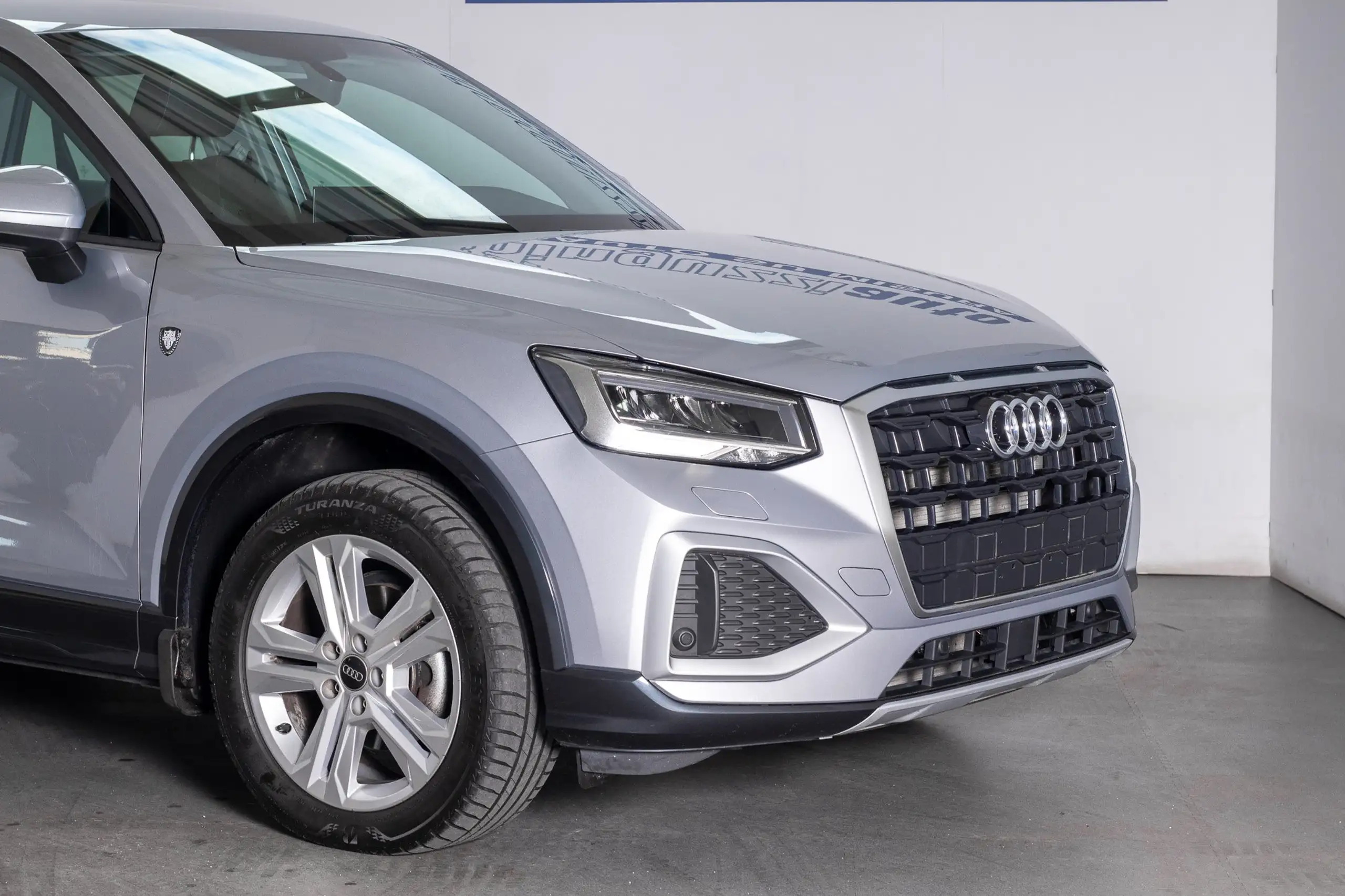 Audi - Q2