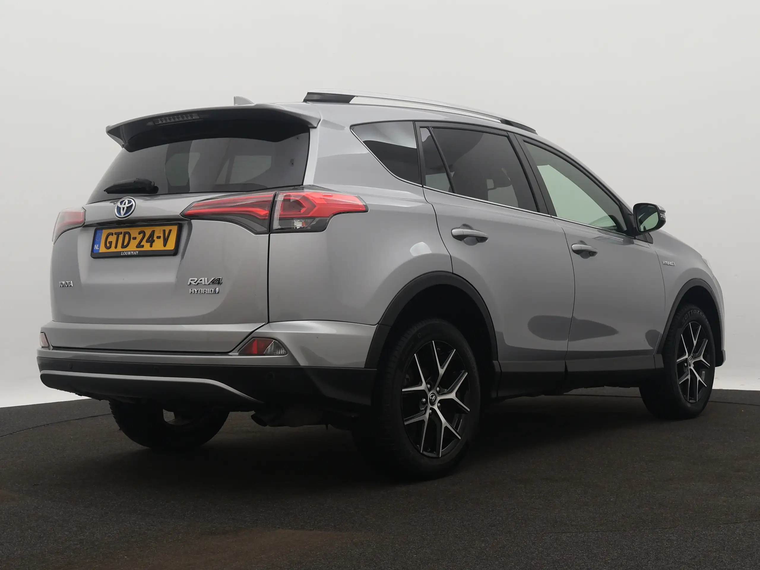 Toyota - RAV 4