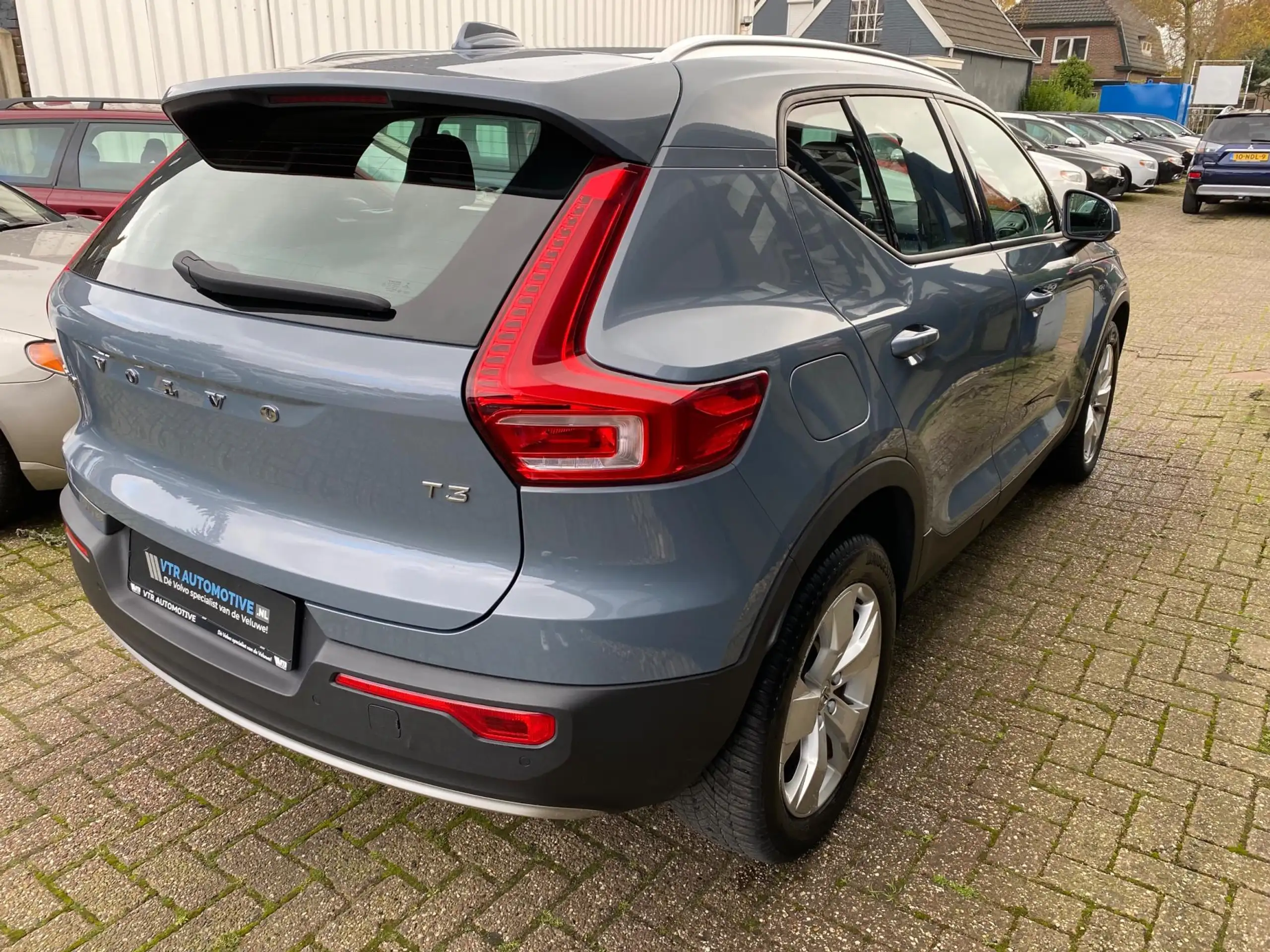 Volvo - XC40