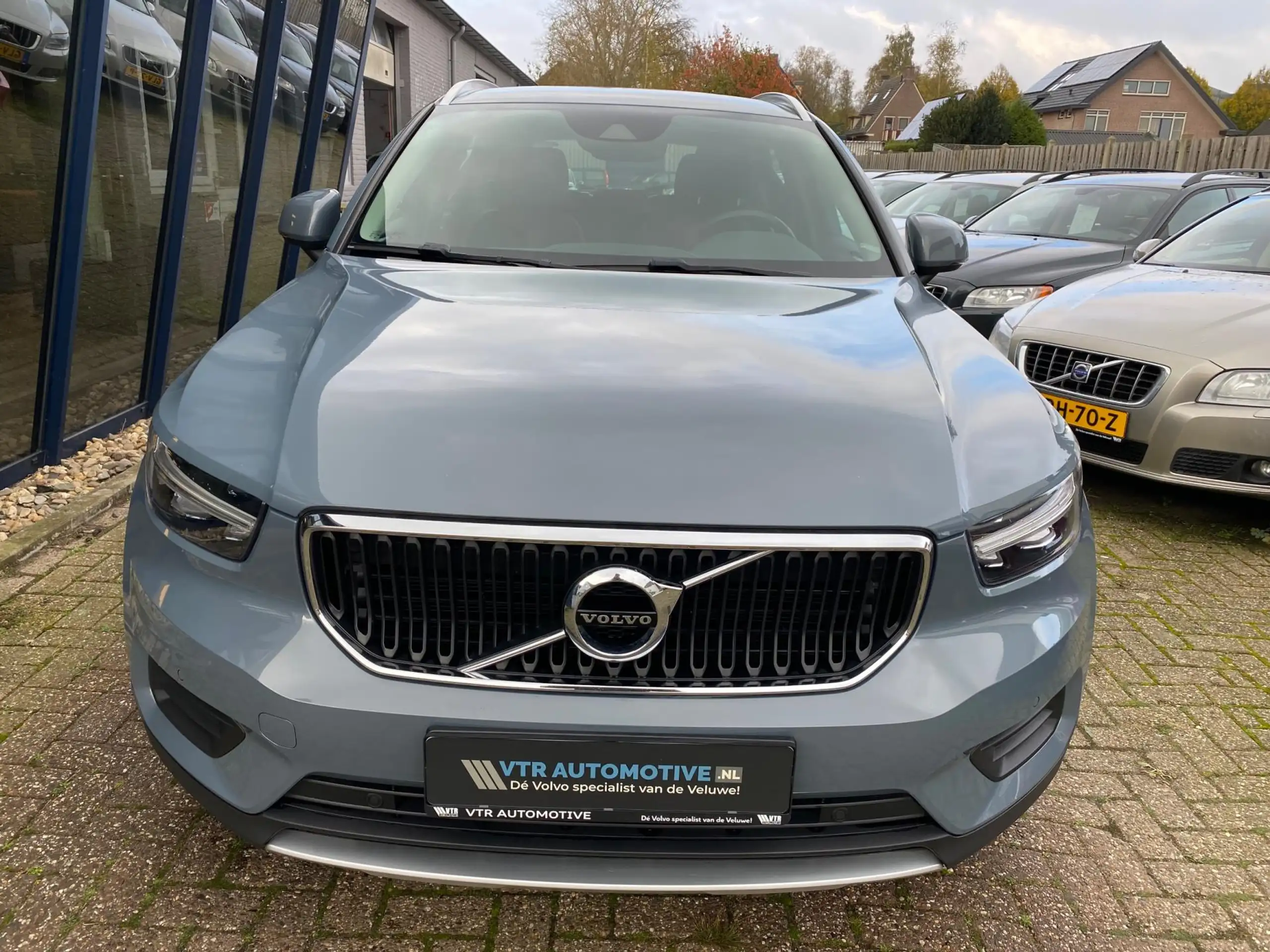 Volvo - XC40