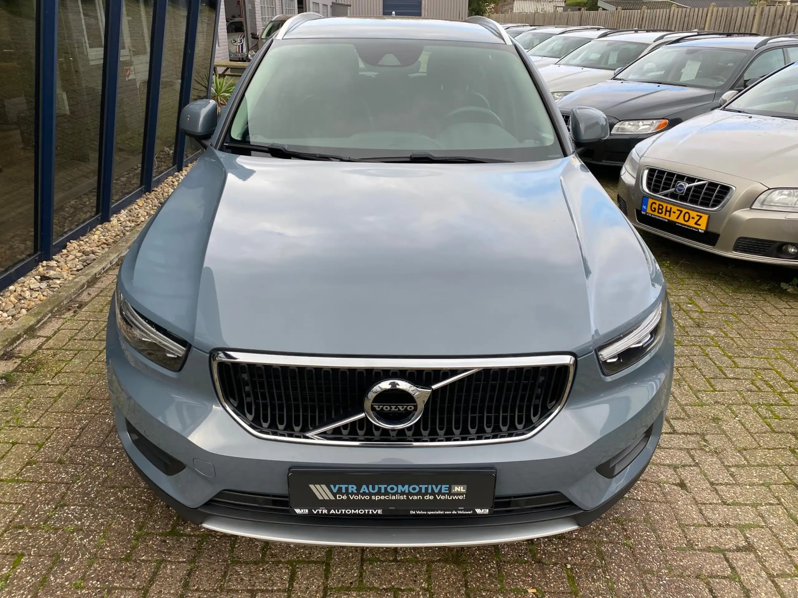 Volvo - XC40