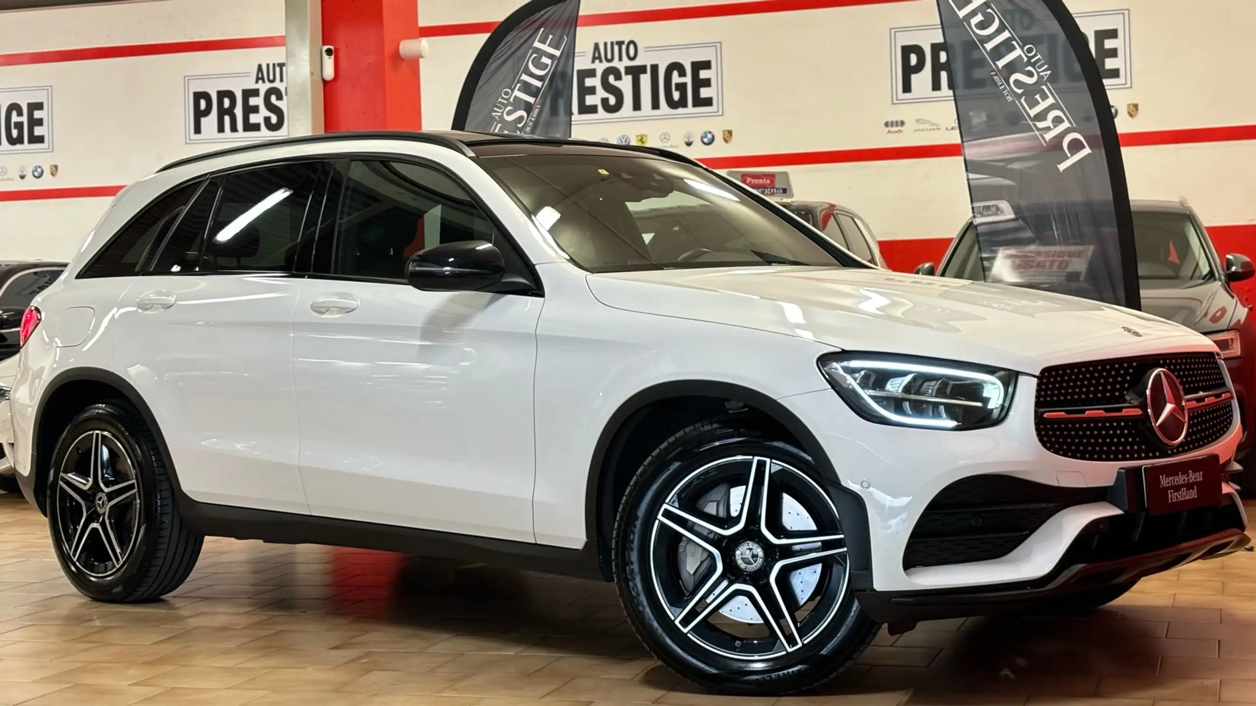 Mercedes-Benz - GLC 300