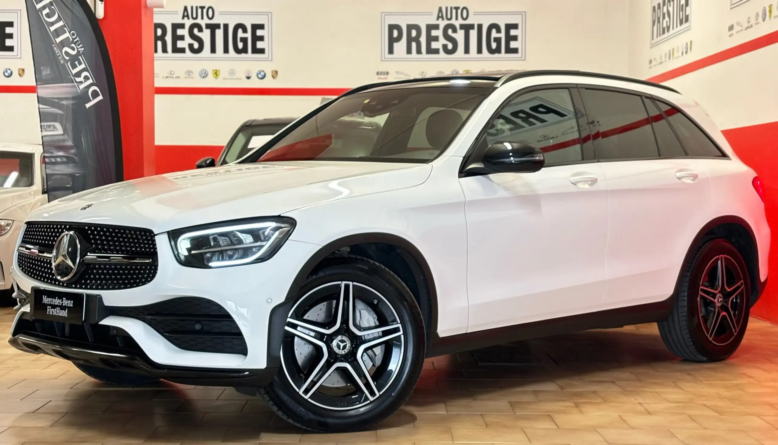 Mercedes-Benz - GLC 300