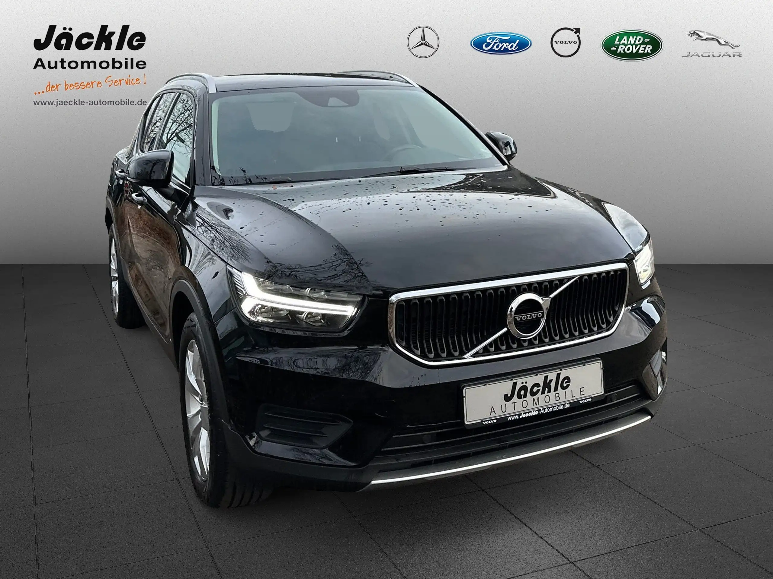 Volvo - XC40