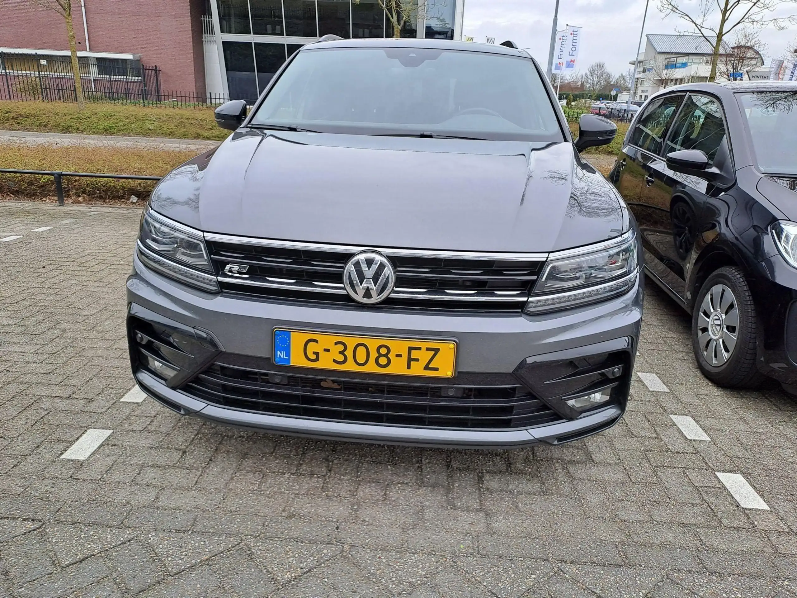 Volkswagen - Tiguan