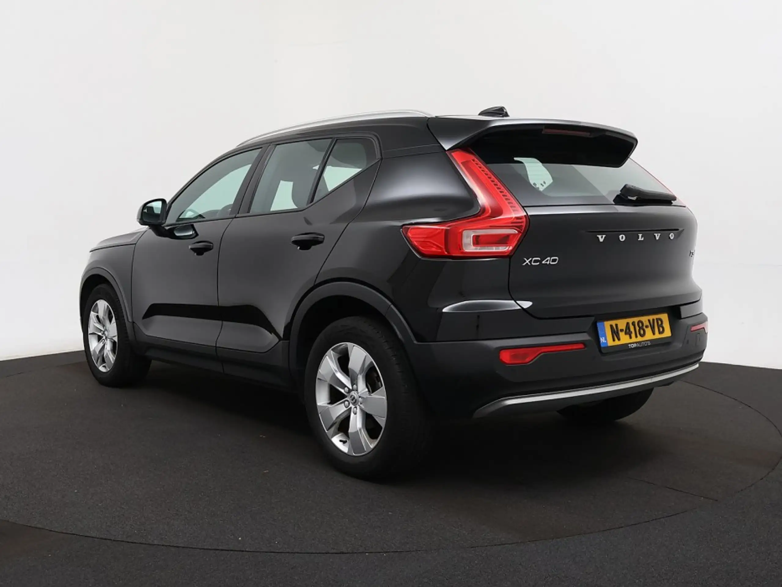 Volvo - XC40