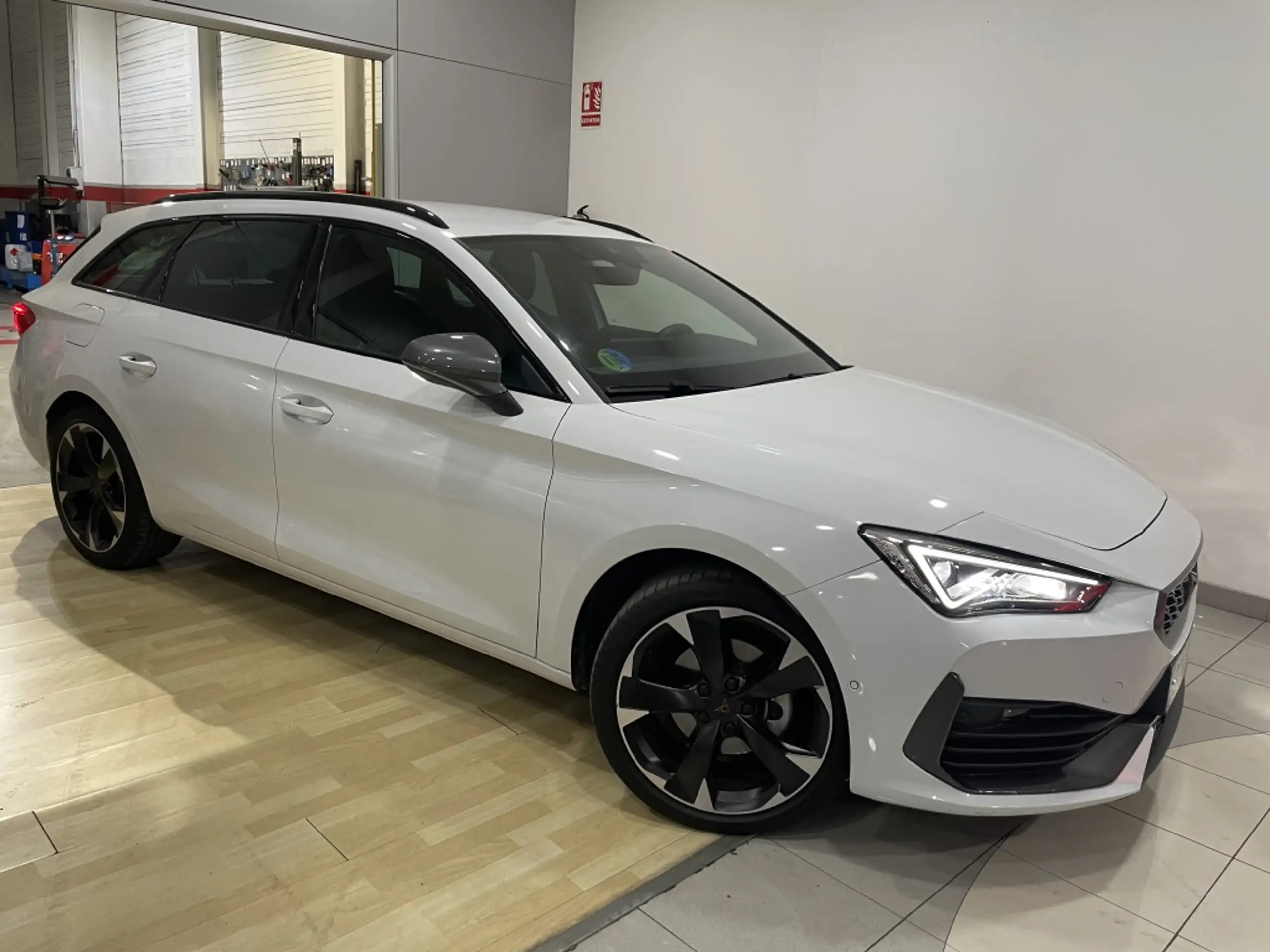 CUPRA Leon 2023